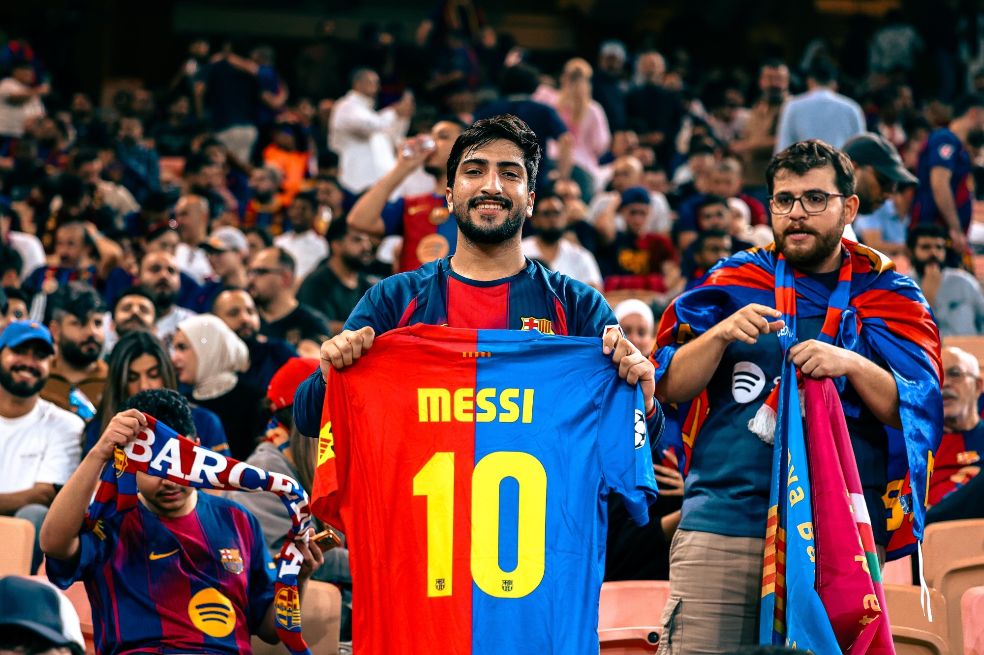 جماهير برشلونة لـ"سبورت 24": دوري الأبطال قادم لا محالة.. وننتظر ميسي