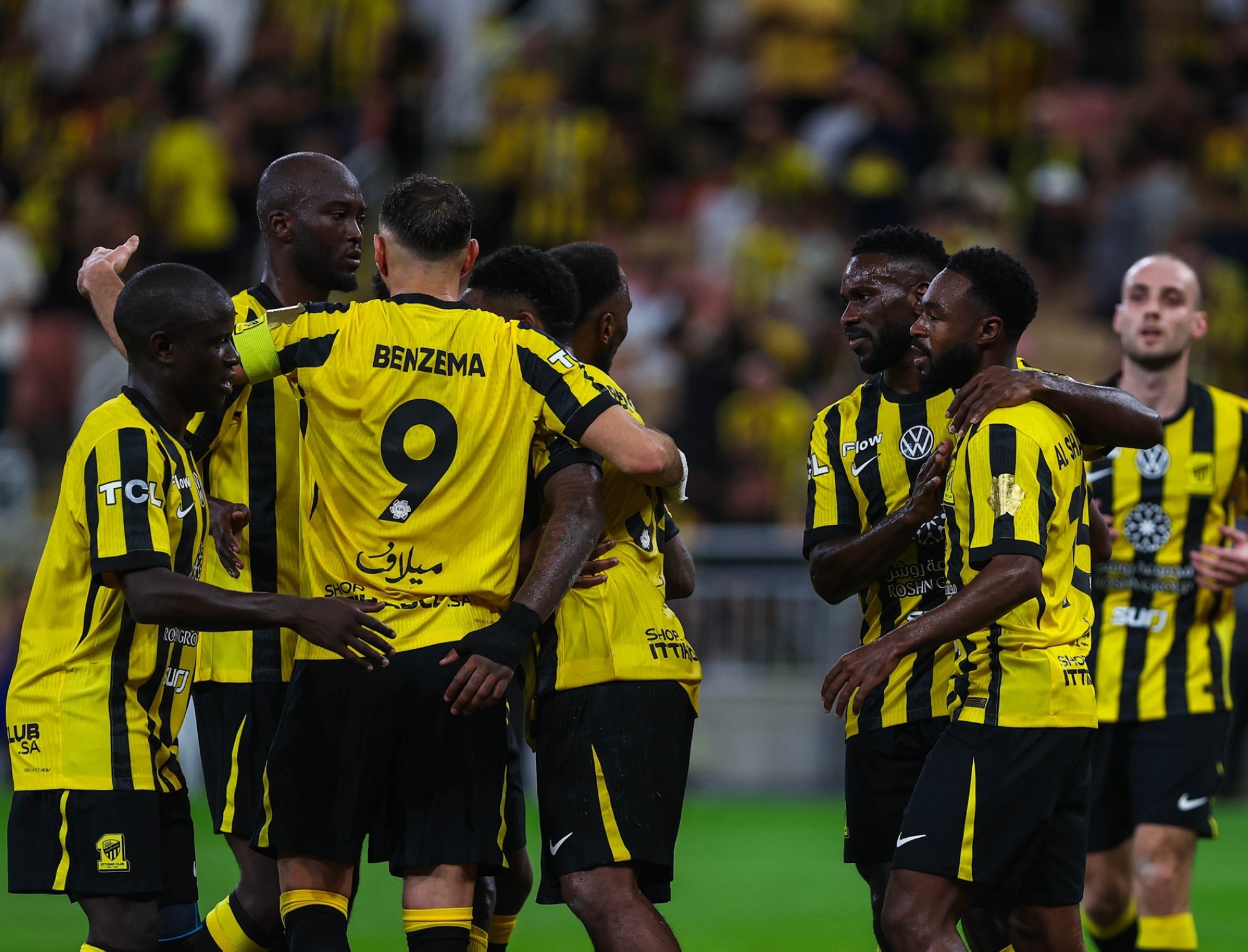 5 لاعبين يطلبون الرحيل عن الاتحاد