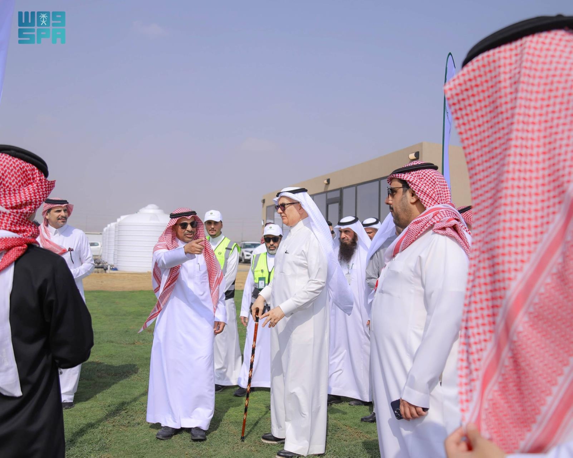الفضلي يتفقد مزرعة "استدامة" التجريبية بالليث