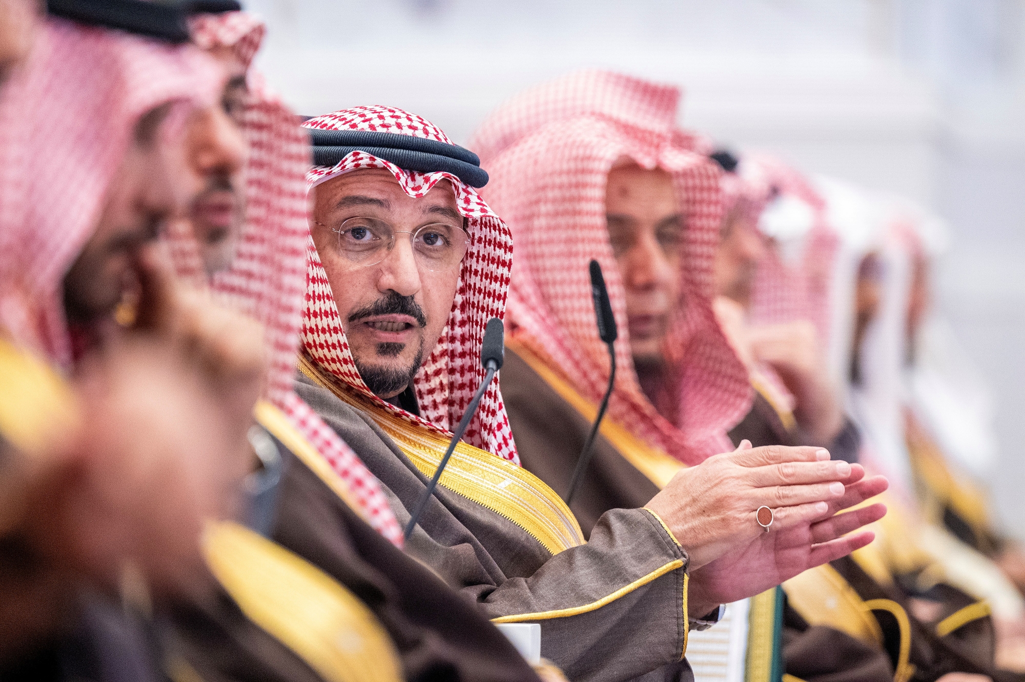 أمير القصيم يوجه بتعزيز التكامل بين الجهات الصحية