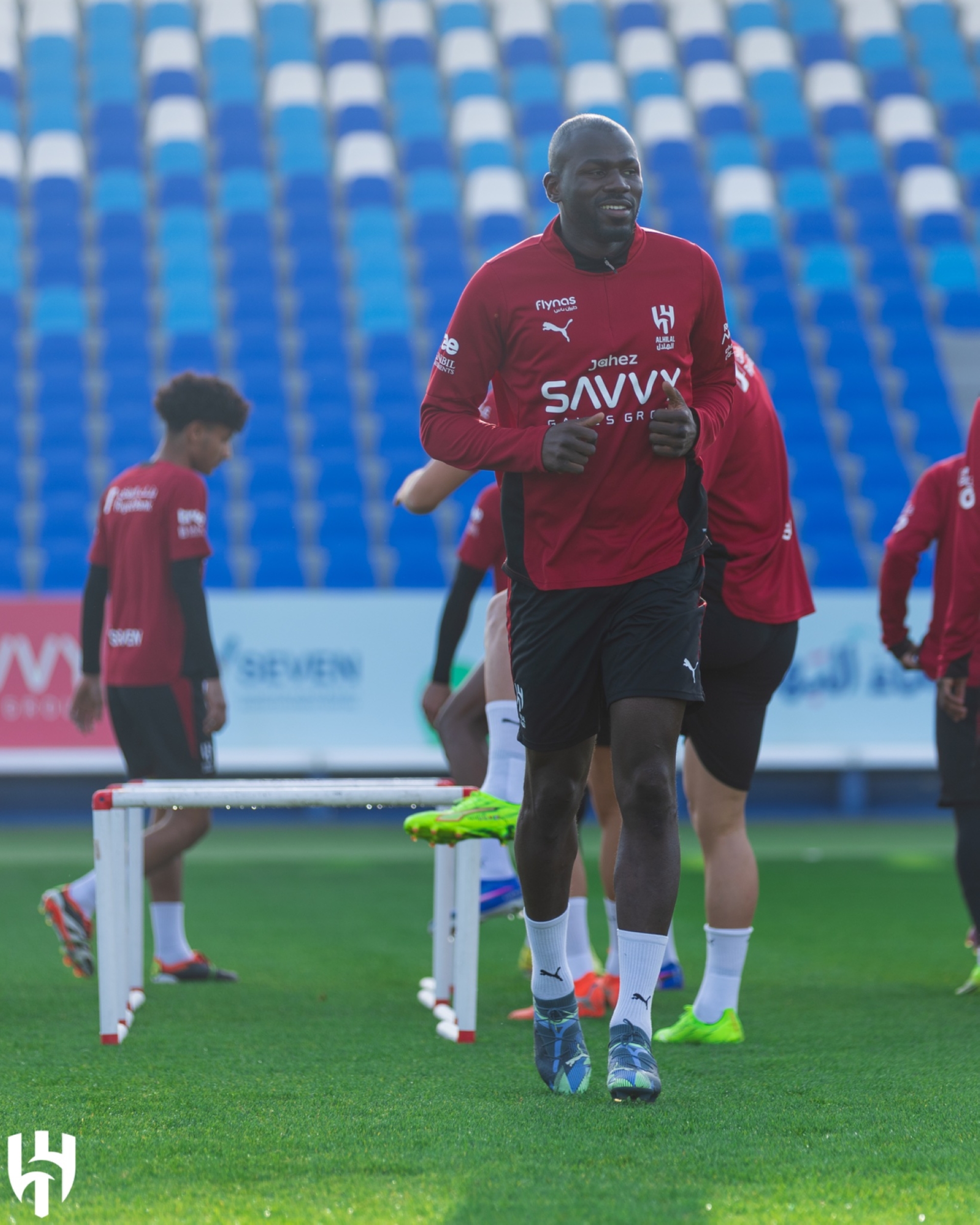 الإنفلونزا تُبعد سالم وليوناردو عن تدريبات الهلال.. وعودة كوليبالي
