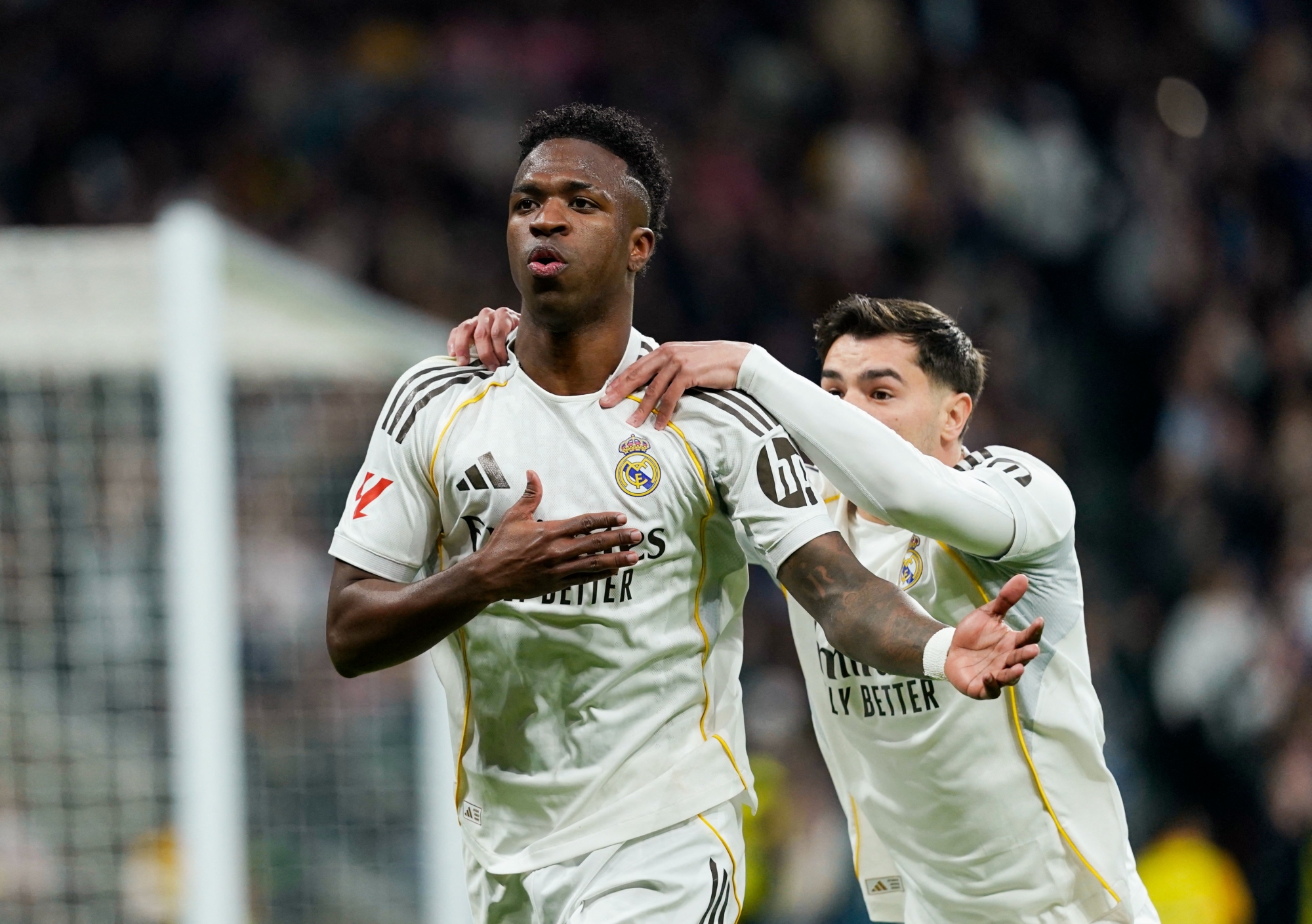 ريال مدريد ينتزع فوزًا صعبًا من رايو فايكانو في الدوري