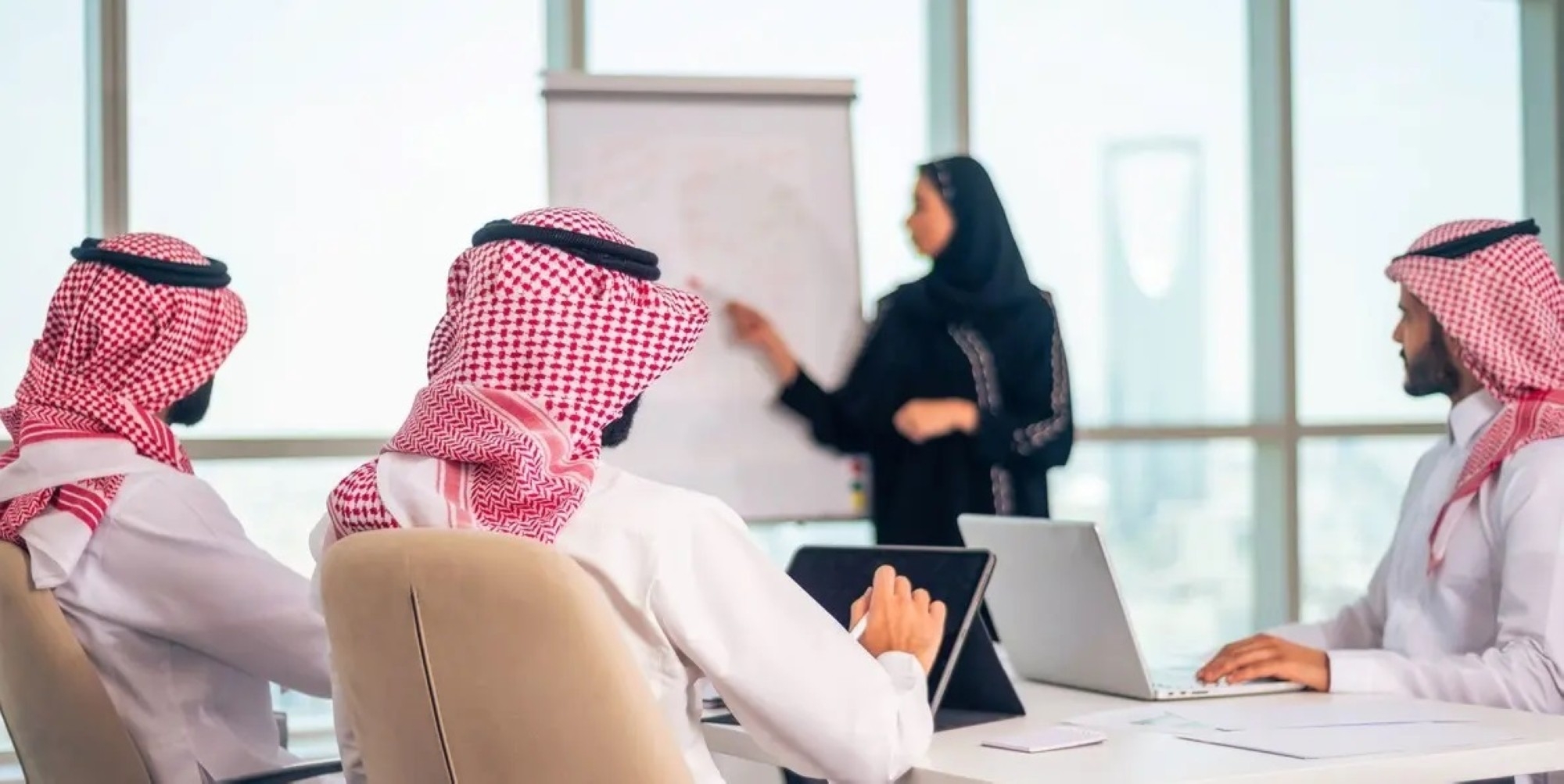 غرامات 80 ألفاً لمخالفي الإفصاح عن بيانات المستفيد الحقيقي