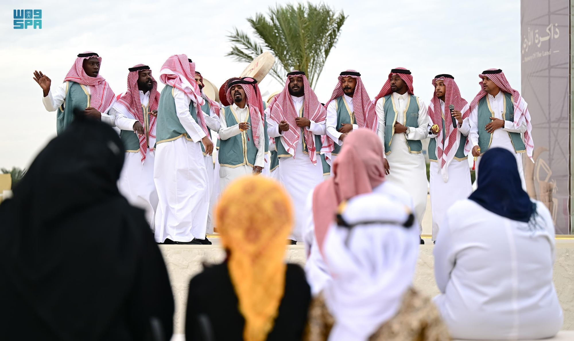 "العرضة السعودية" تزين احتفالات الرياض بذكرى يوم التأسيس