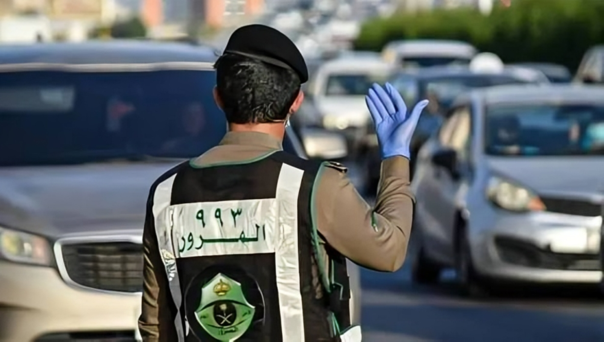 تشغيل الإشارات الذكية لتحسين الحركة المرورية في بريدة