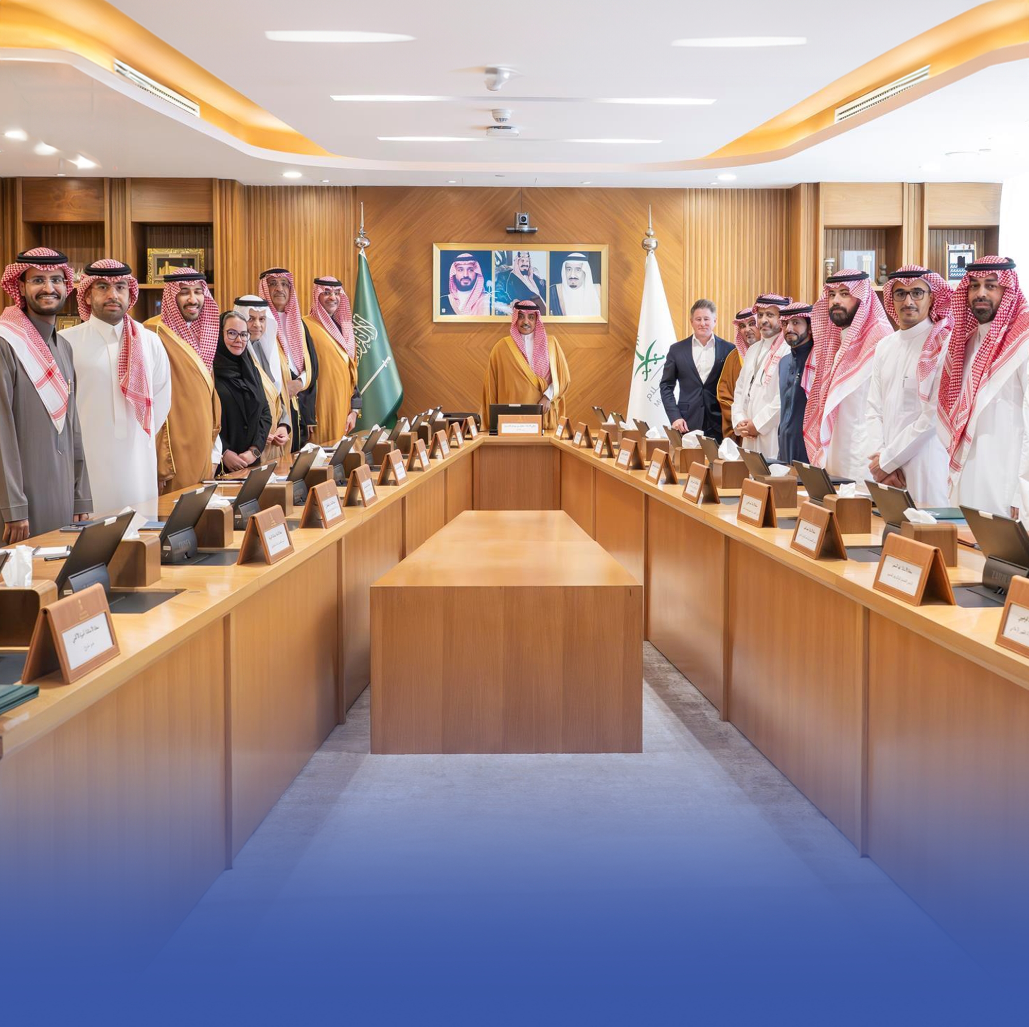 اتفاقيات مع 9 شركات لتأهيل الكفاءات الوطنية ضمن برنامج "ابتعاث الإعلام"