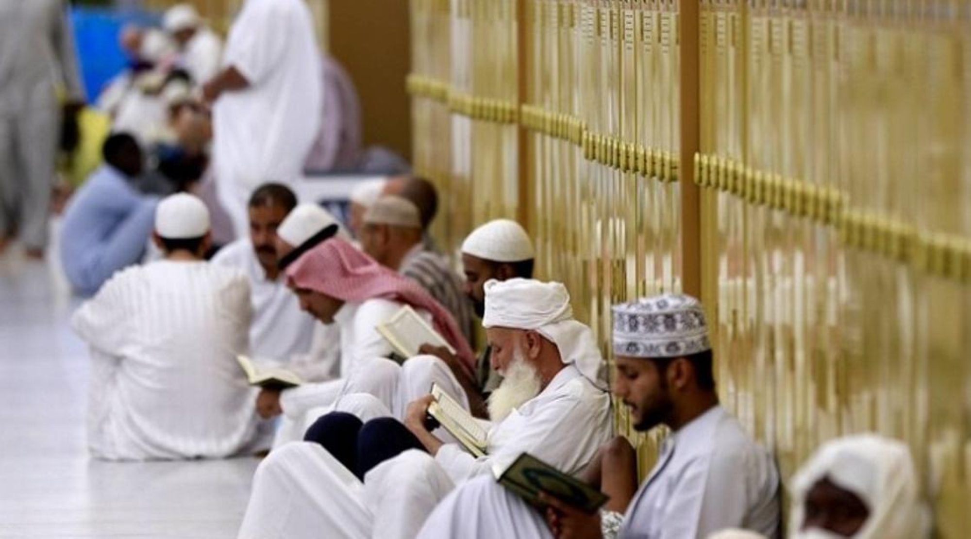 بدء التسجيل في الاعتكاف بالحرمين الشريفين
