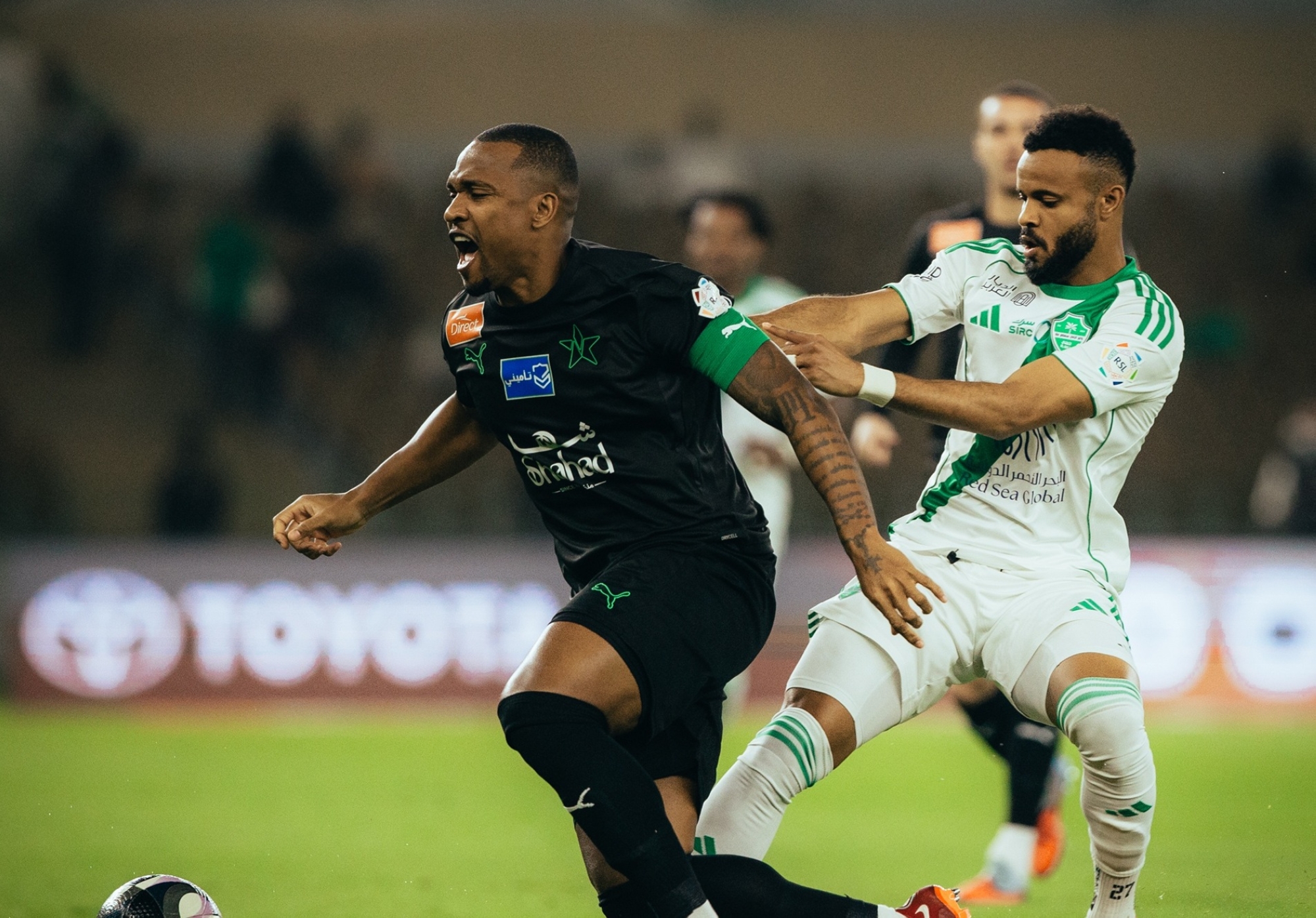 الأهلي يقلب الطاولة على النجمة في روشن