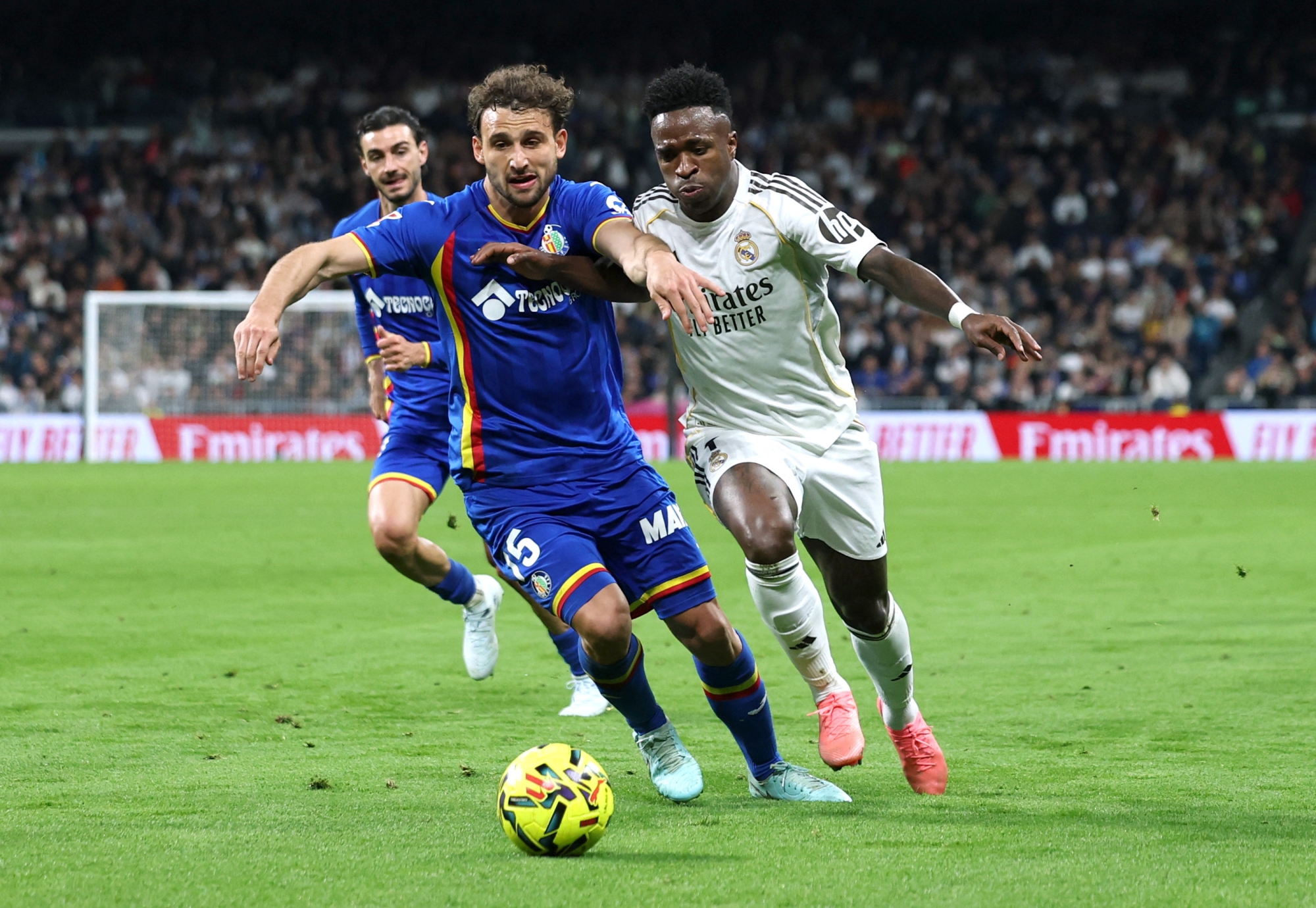 ريال مدريد يسقط أمام خيتافي في الدوري الإسباني