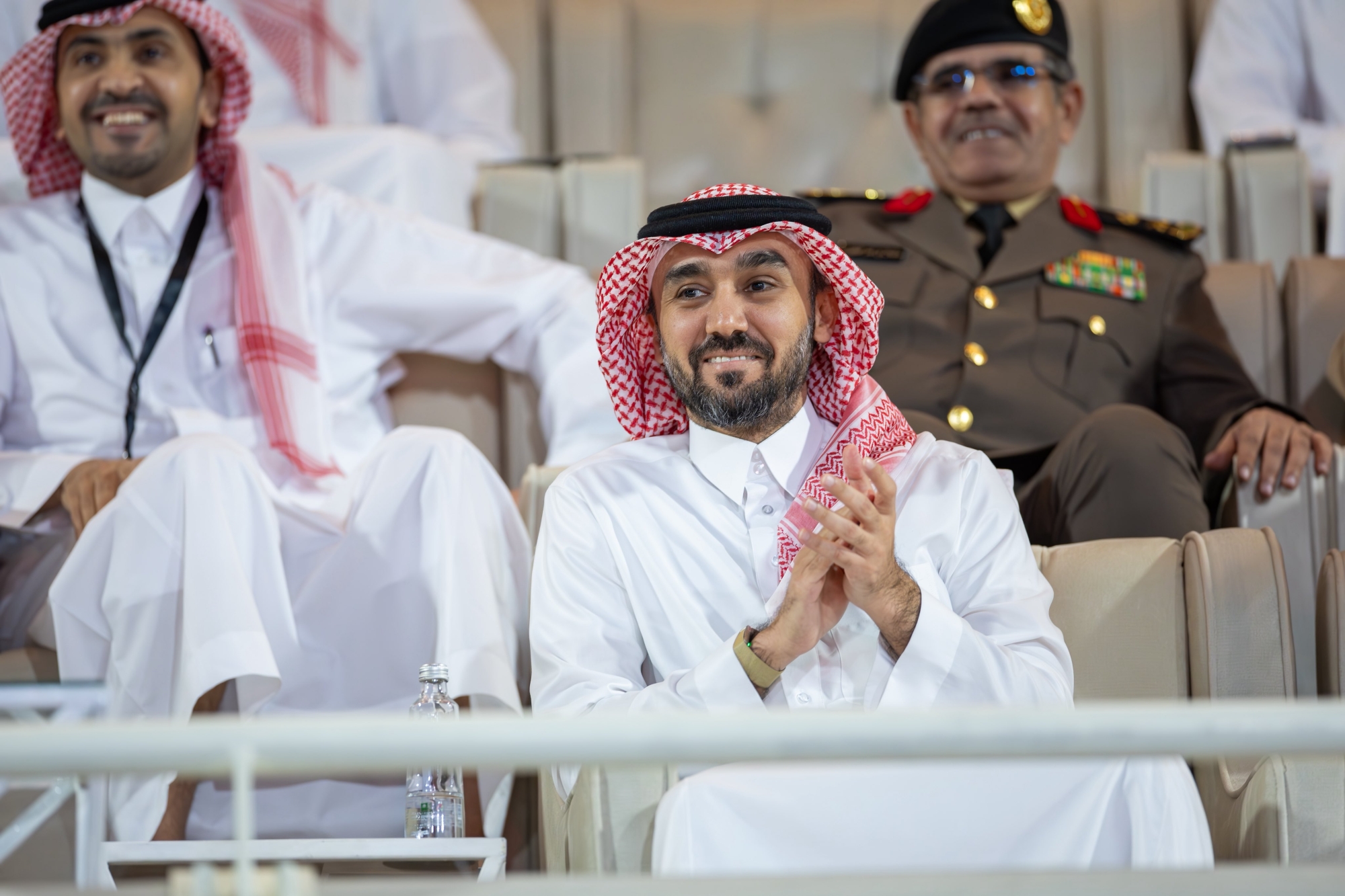 وزير الرياضة يعتمد "جولة يوم العلم" في مسابقات الدوري السعودي