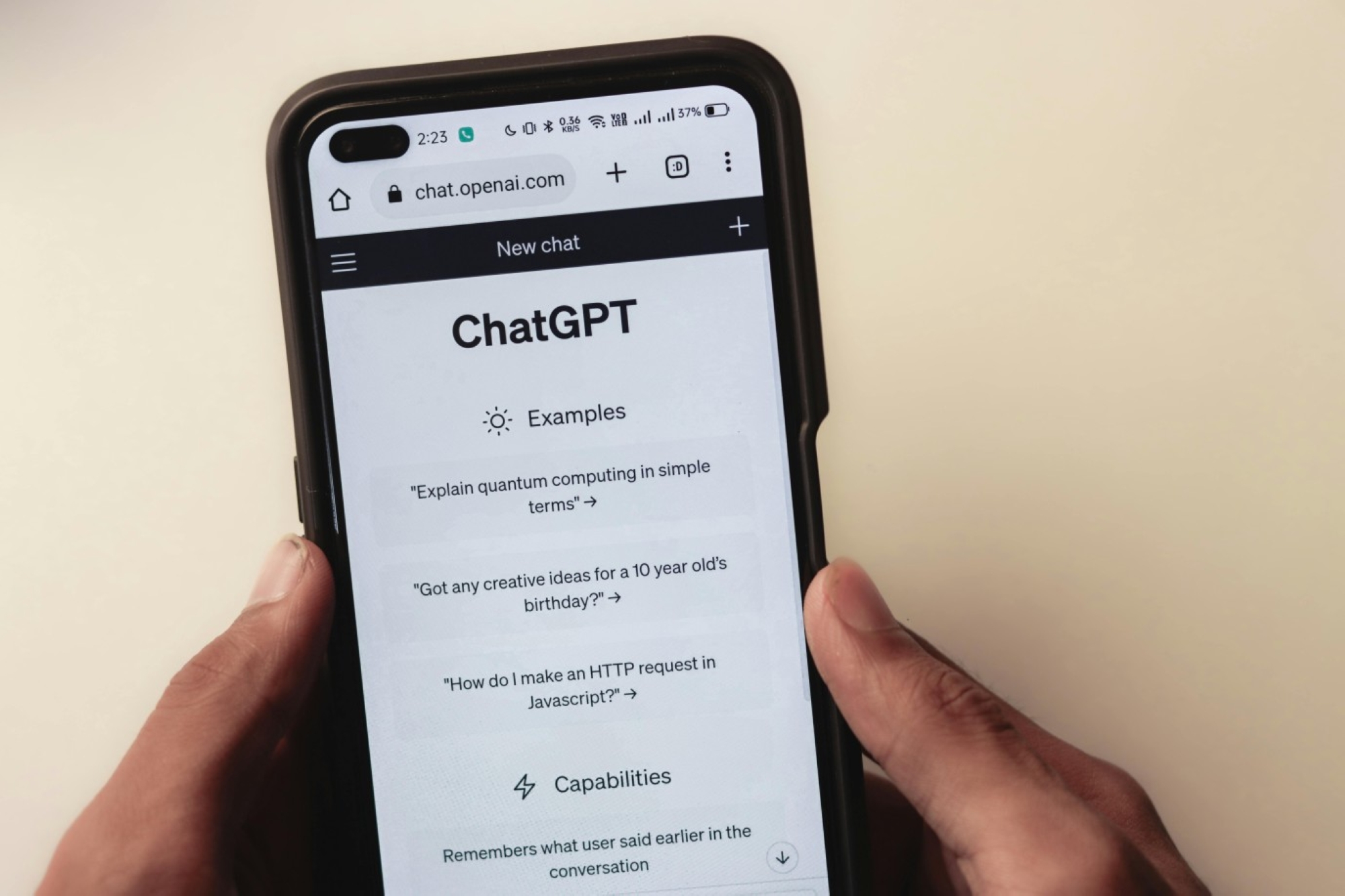 "OpenAI" تتجه لتمكين توليد الفيديو داخل "ChatGPT"