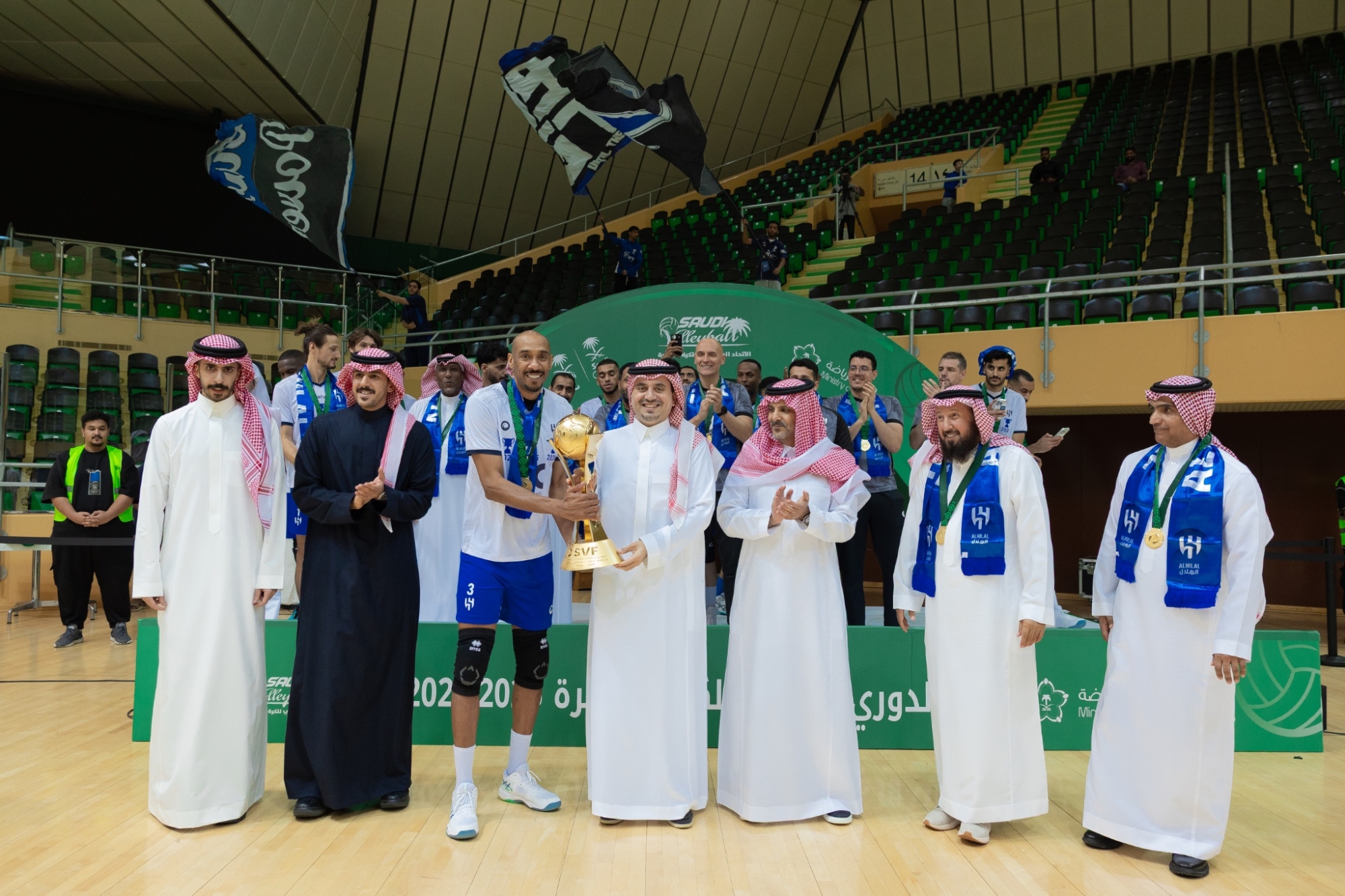بن جلوي يتوج الهلال بطلًا للدوري الممتاز للكرة الطائرة
