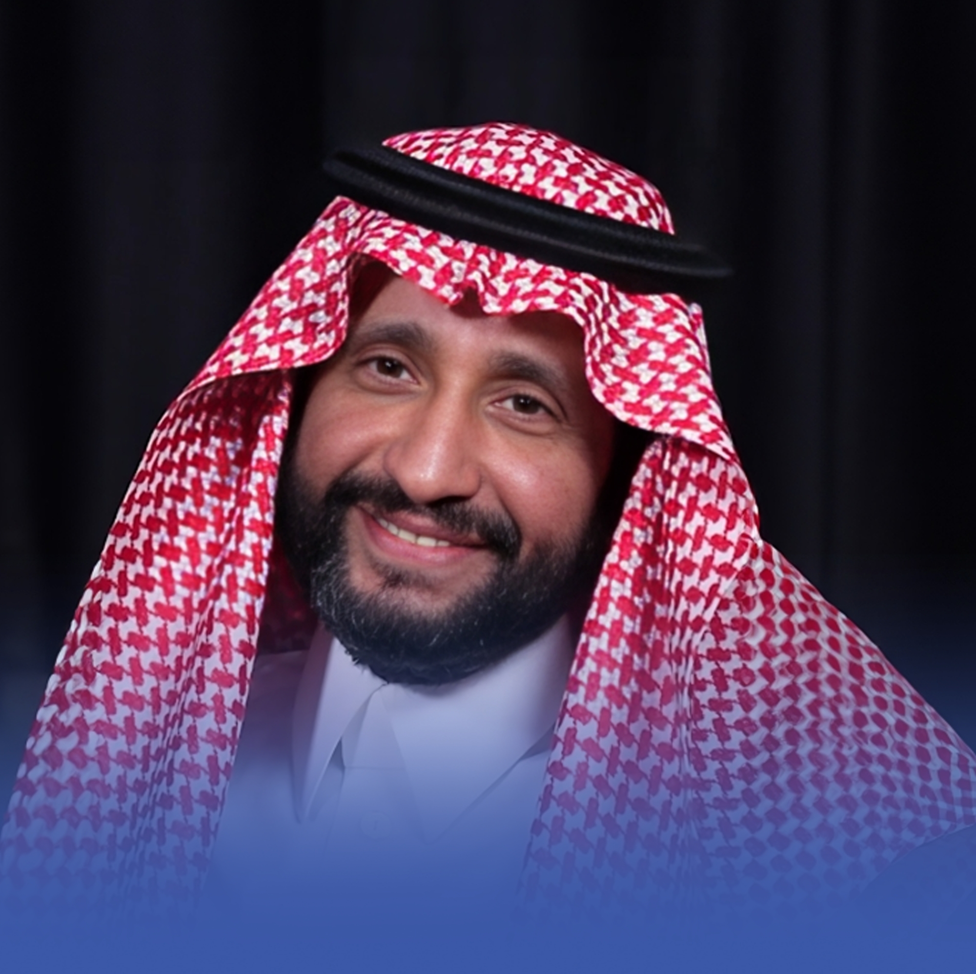 سعد الراشد.. حياكة الهوية في تفاصيل الثوب السعودي