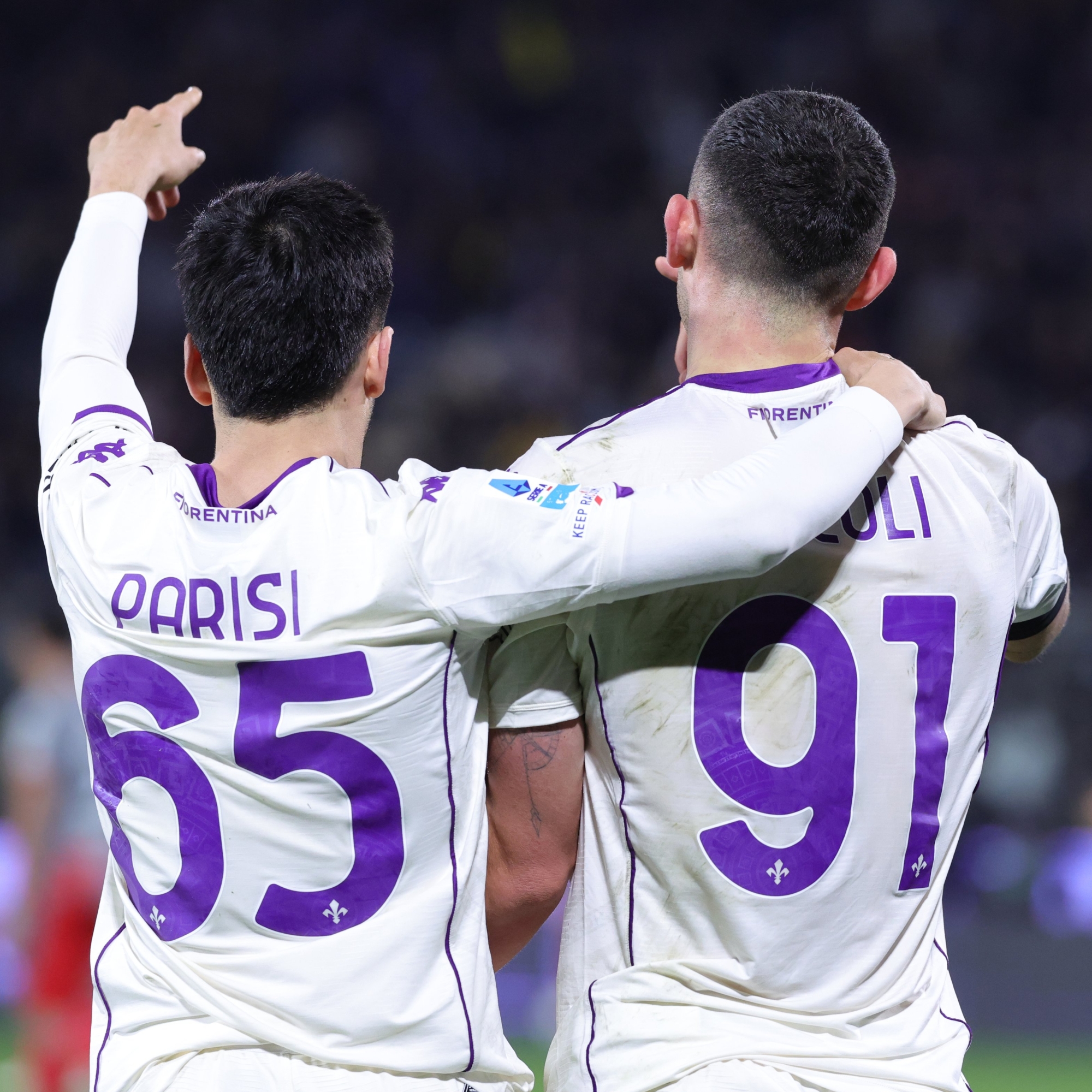 فيورنتينا يكتسح كريمونيسي برباعية في الدوري الإيطالي