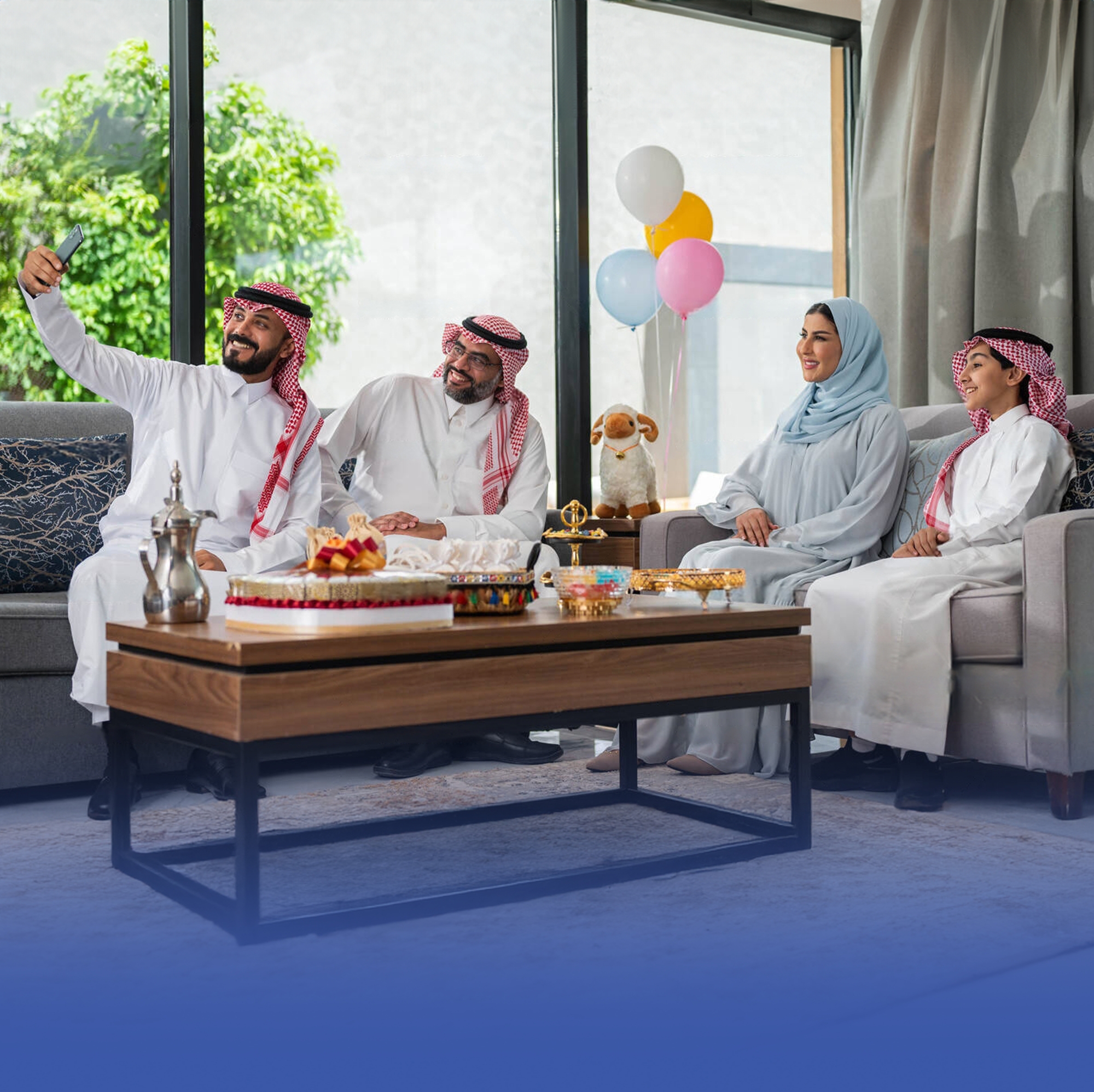 53 % من أبناء المجتمع يفضلون قضاء العيد مع العائلة