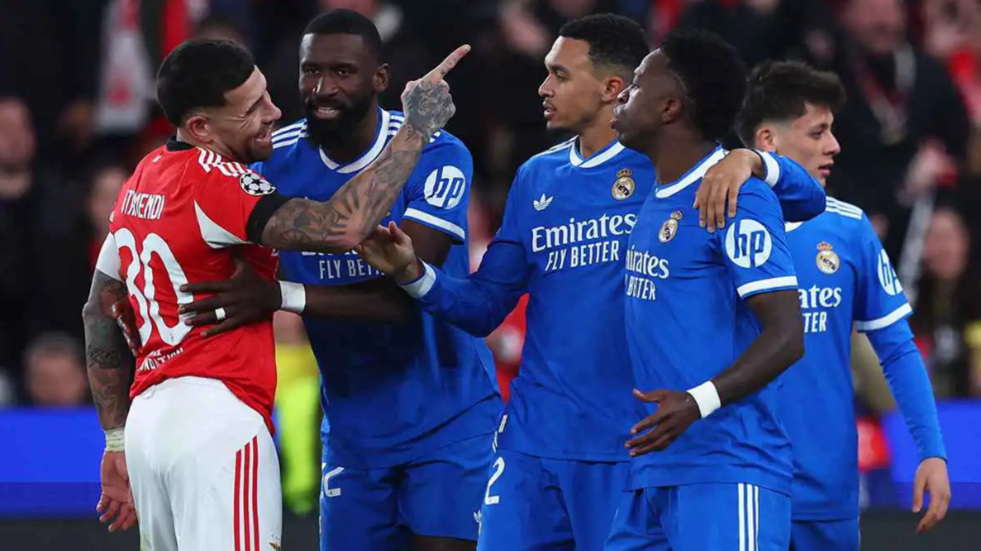 "يويفا" يفرض عقوبات صارمة على بنفيكا بعد أحداث مباراة ريال مدريد