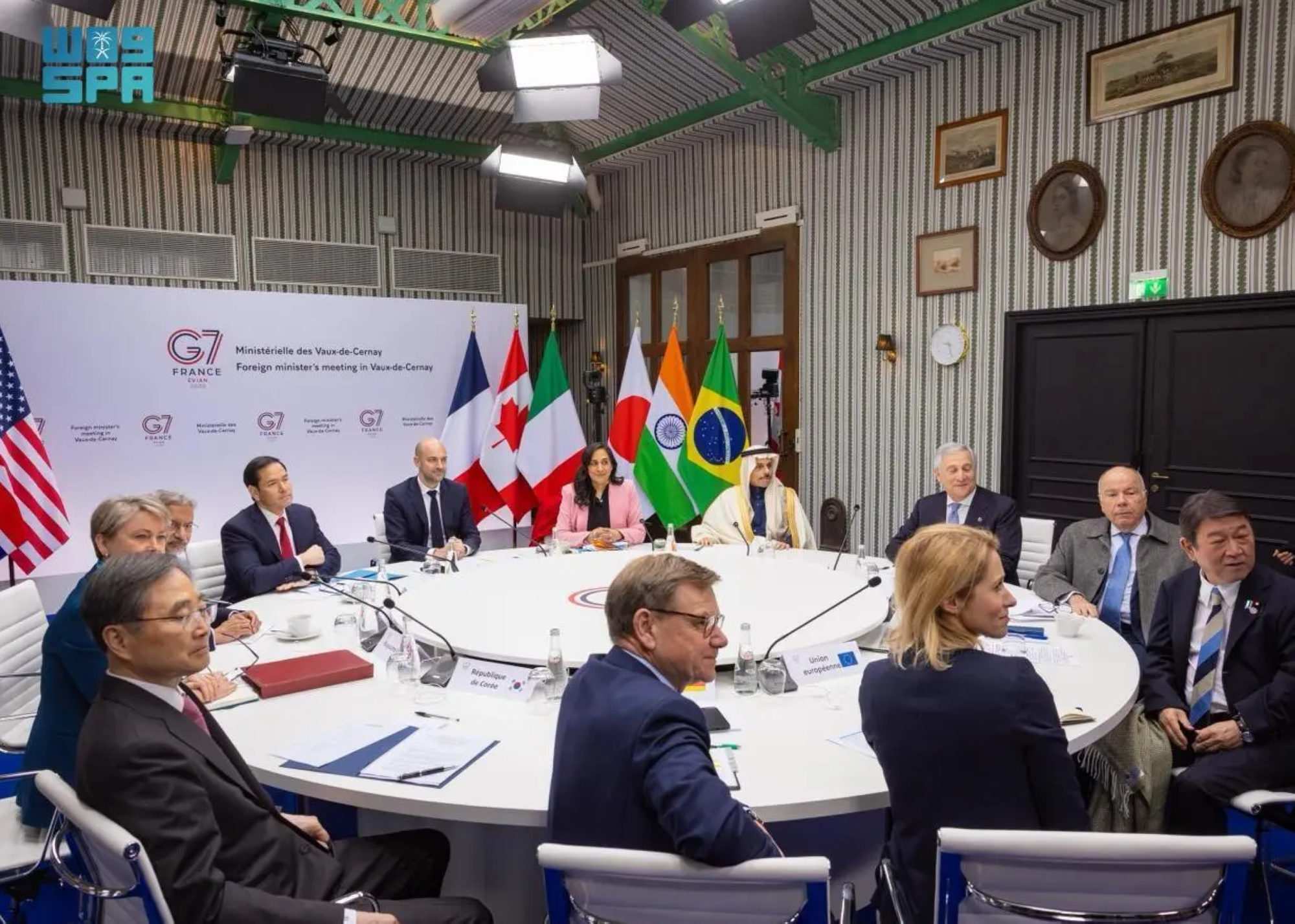 وزراء خارجية G7 يدعون لوقف الهجمات ضد المدنيين في حرب إيران