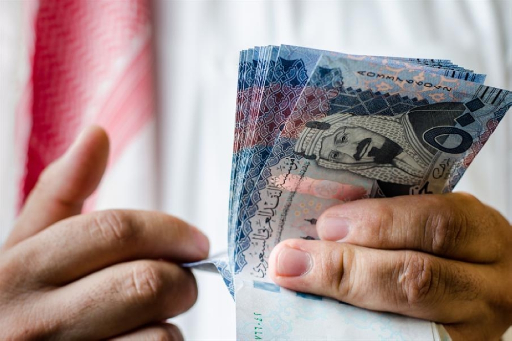 إلغاء تسديد التكاليف الإضافية لنظامي "التقاعد" و"التأمينات"