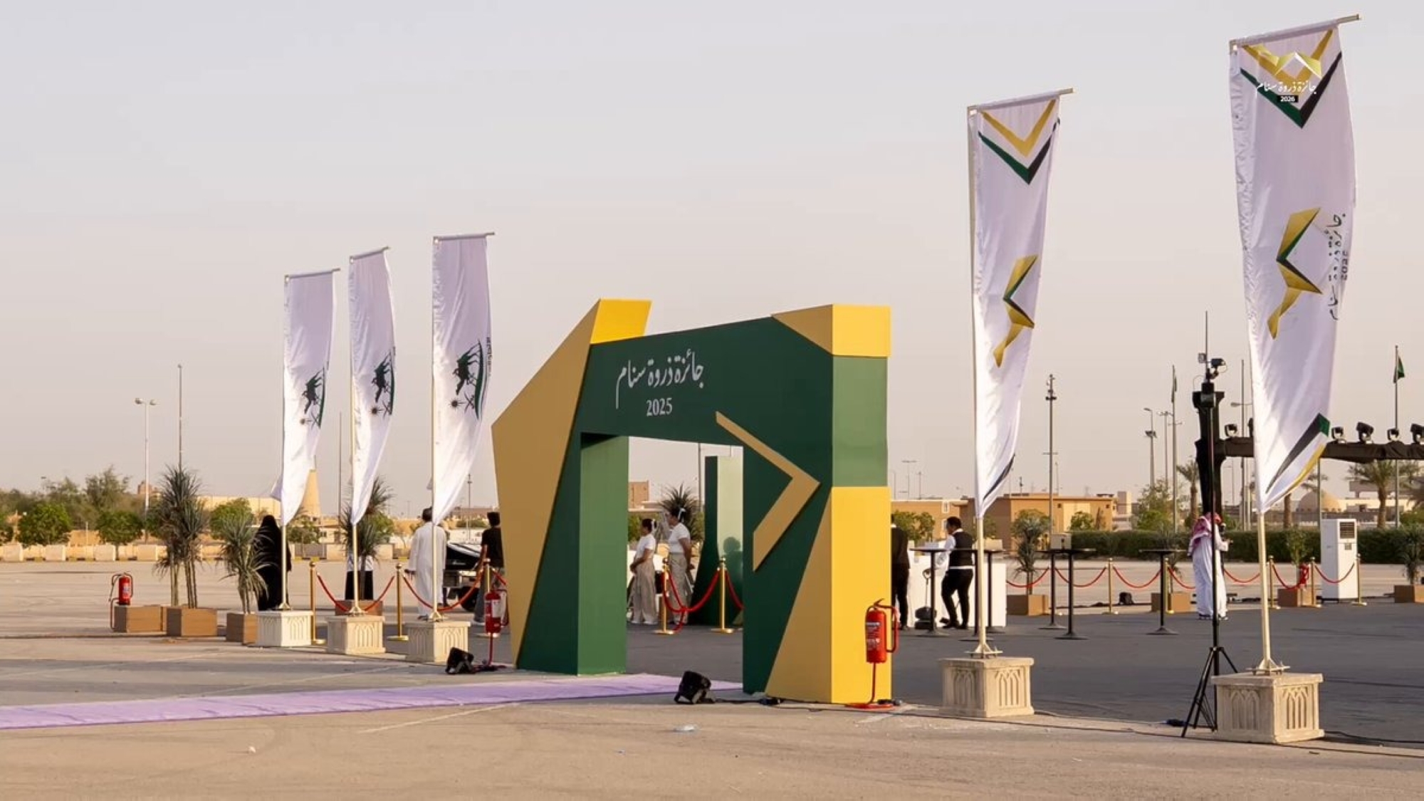 الاتحاد السعودي للهجن يعلن موعد النسخة الثالثة من جائزة ذروة سنام
