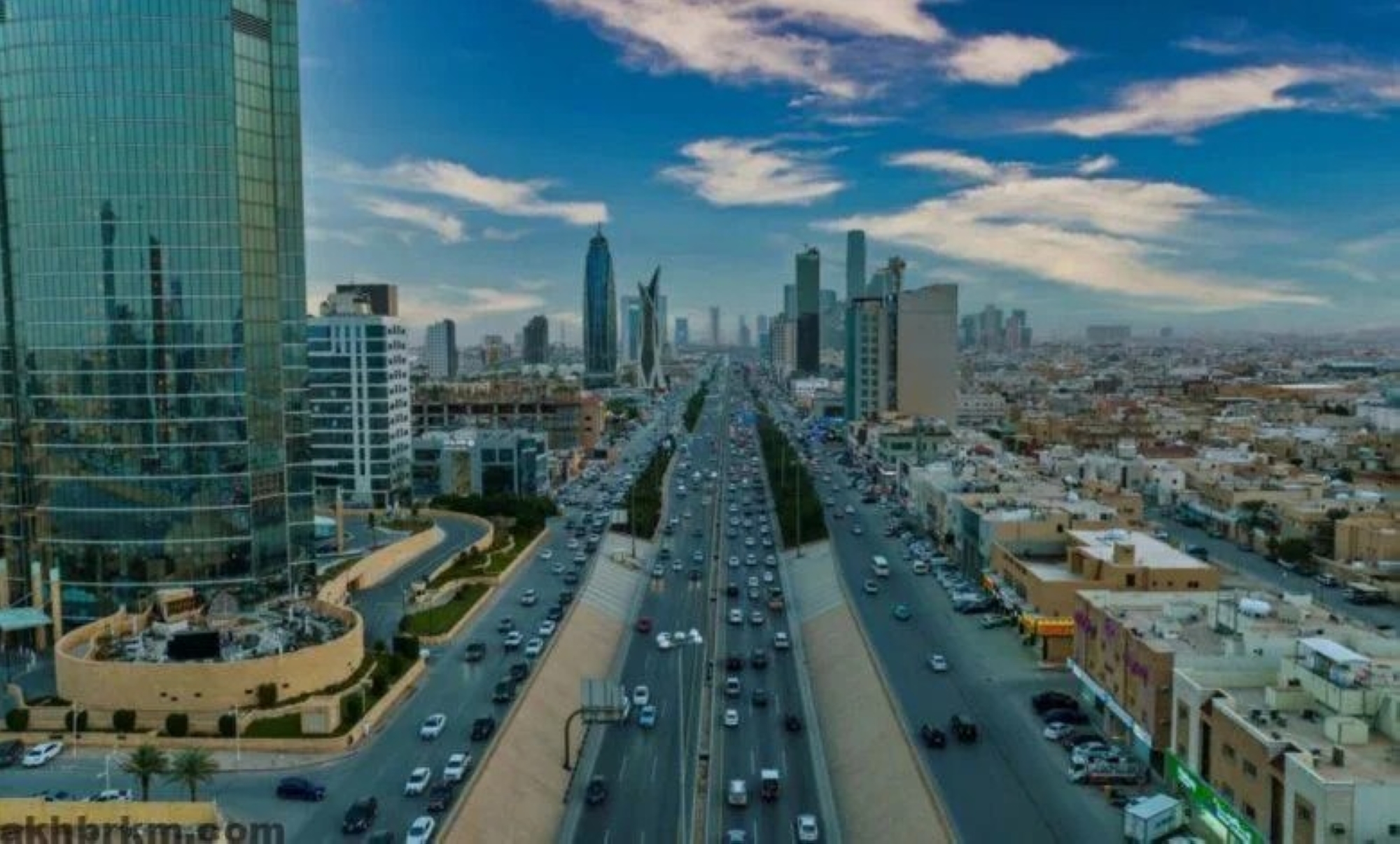 بدء إجراءات نزع ملكية عقارات متعارضة مع مشاريع الطرق بالرياض