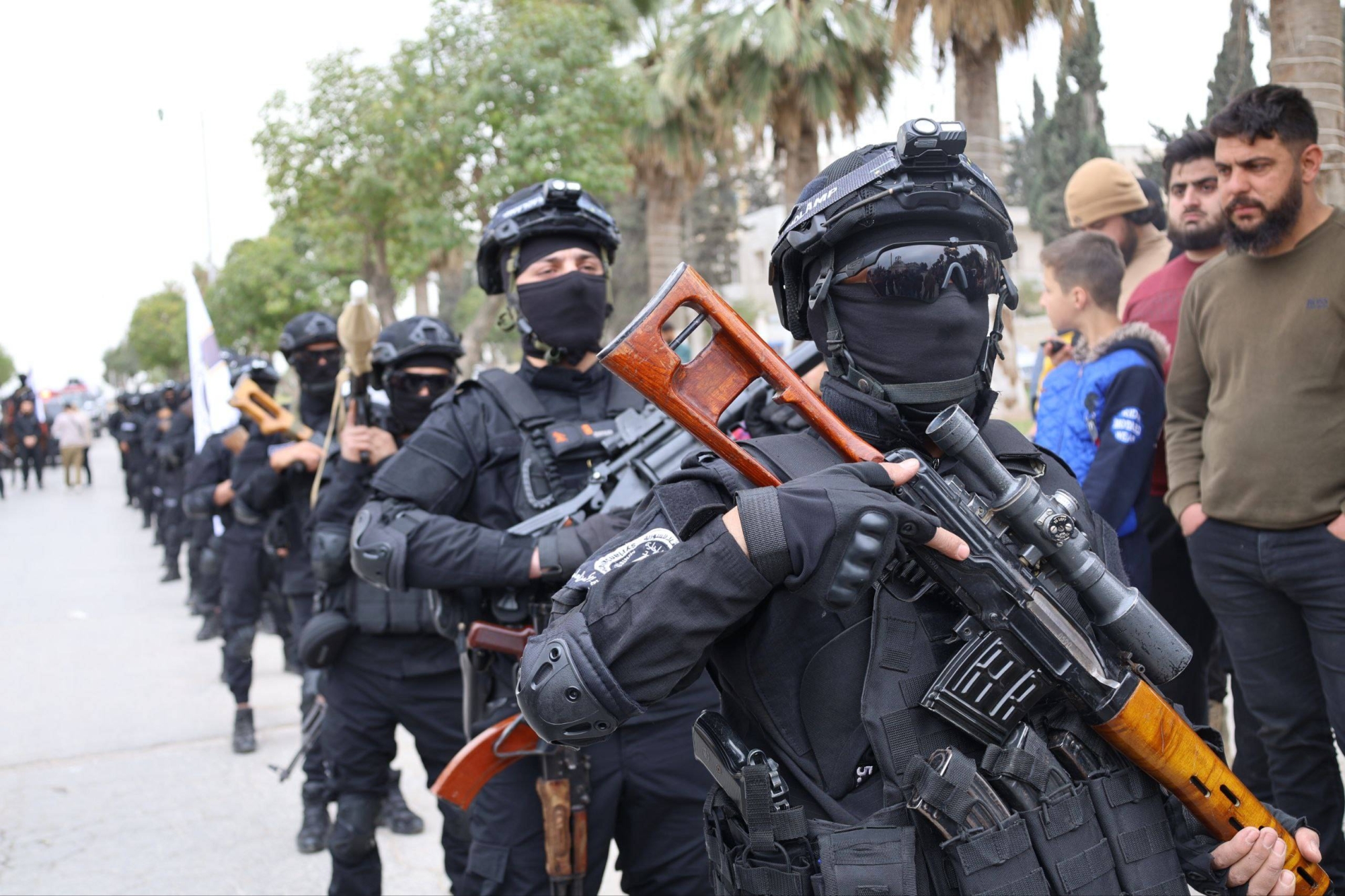 سوريا تضبط خلية لحزب الله حاولت إطلاق صواريخ خارج الحدود