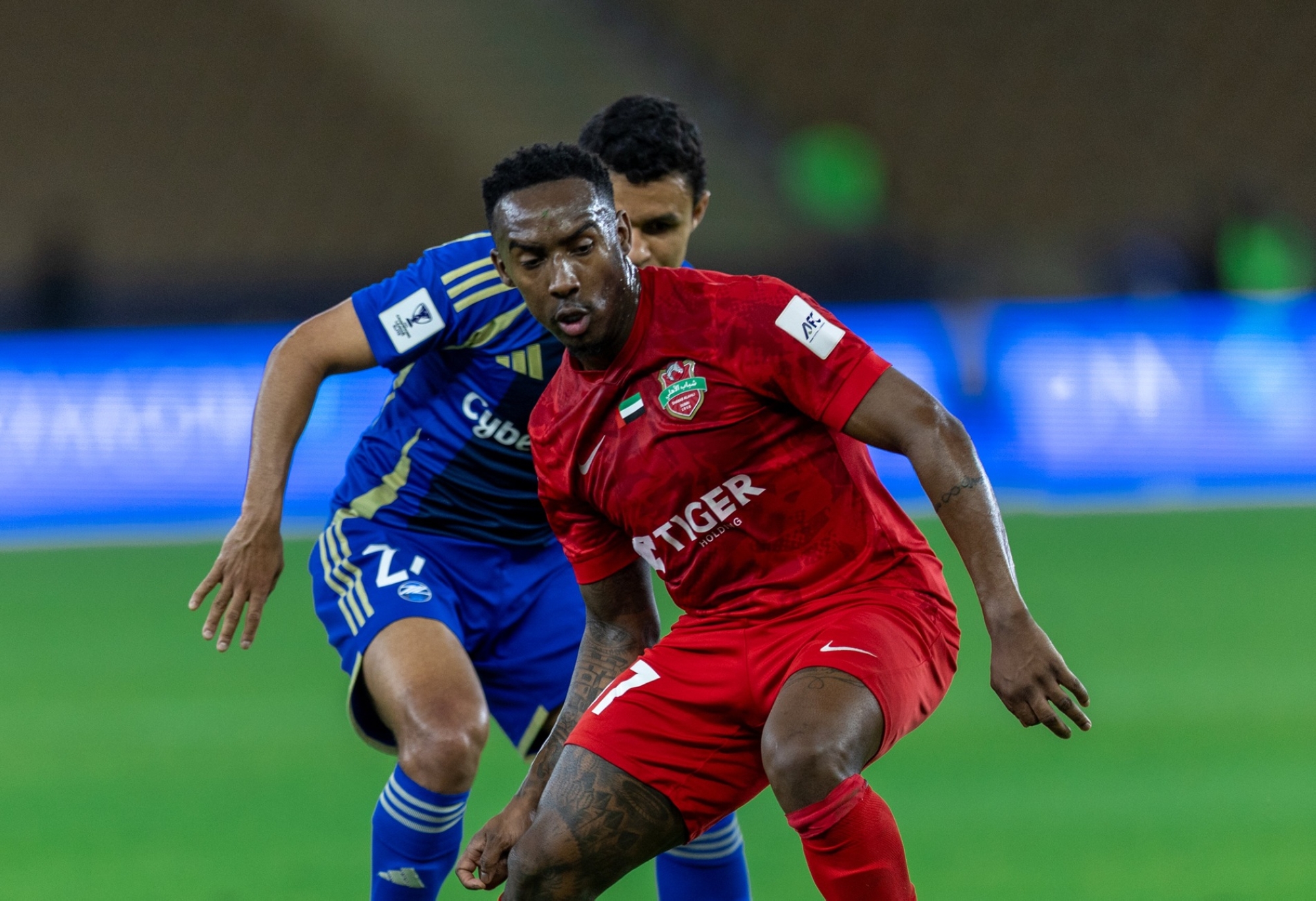 الاتحاد الإماراتي يجدد دعمه لشباب الأهلي بعد قرار "الآسيوي"