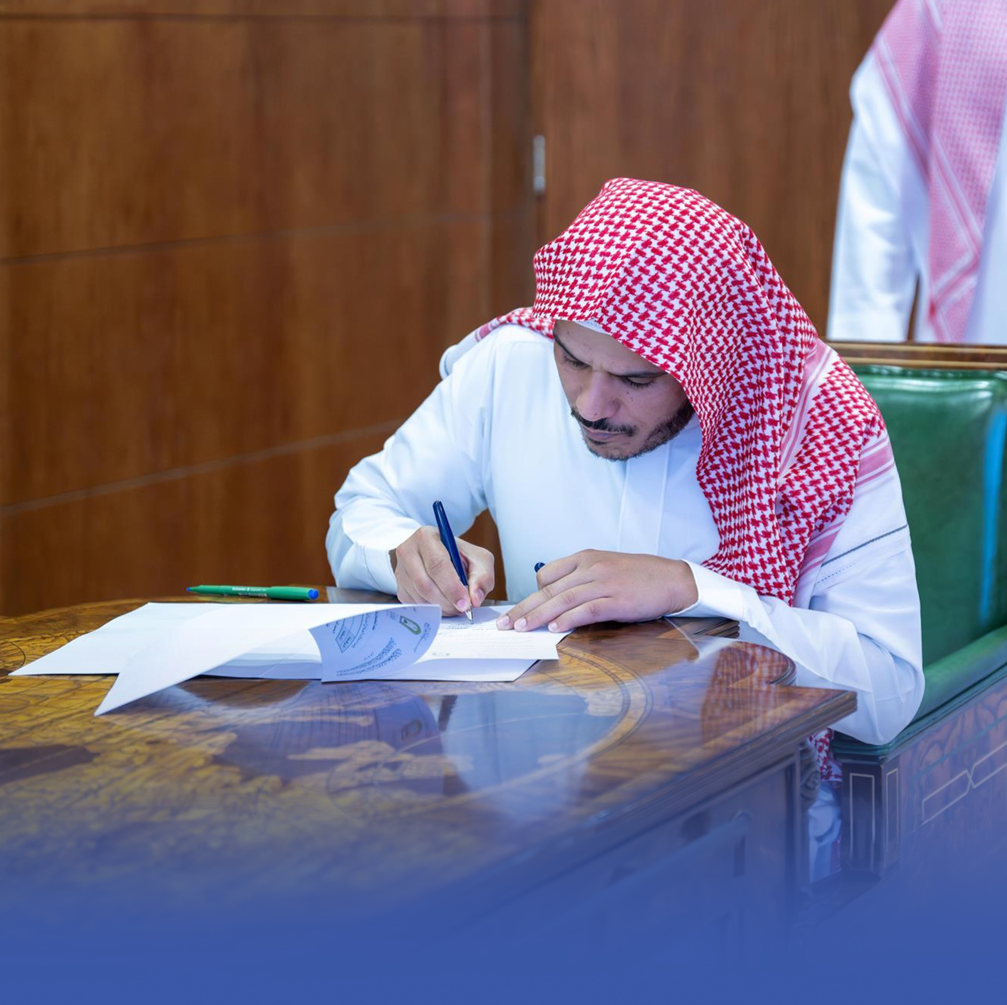 اعتماد لائحة العمل لـ60 ألف موظف بالشؤون الإسلامية