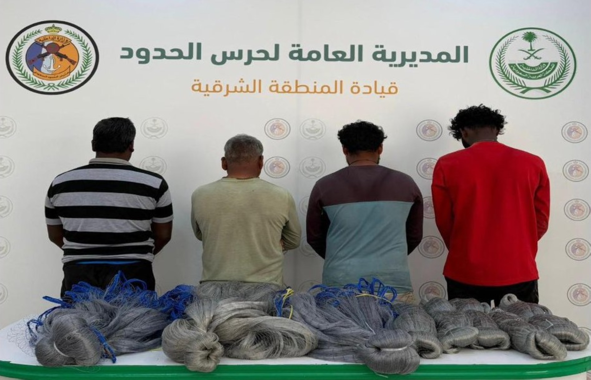 ضبط 4 مخالفين للصيد دون تصريح في القطيف