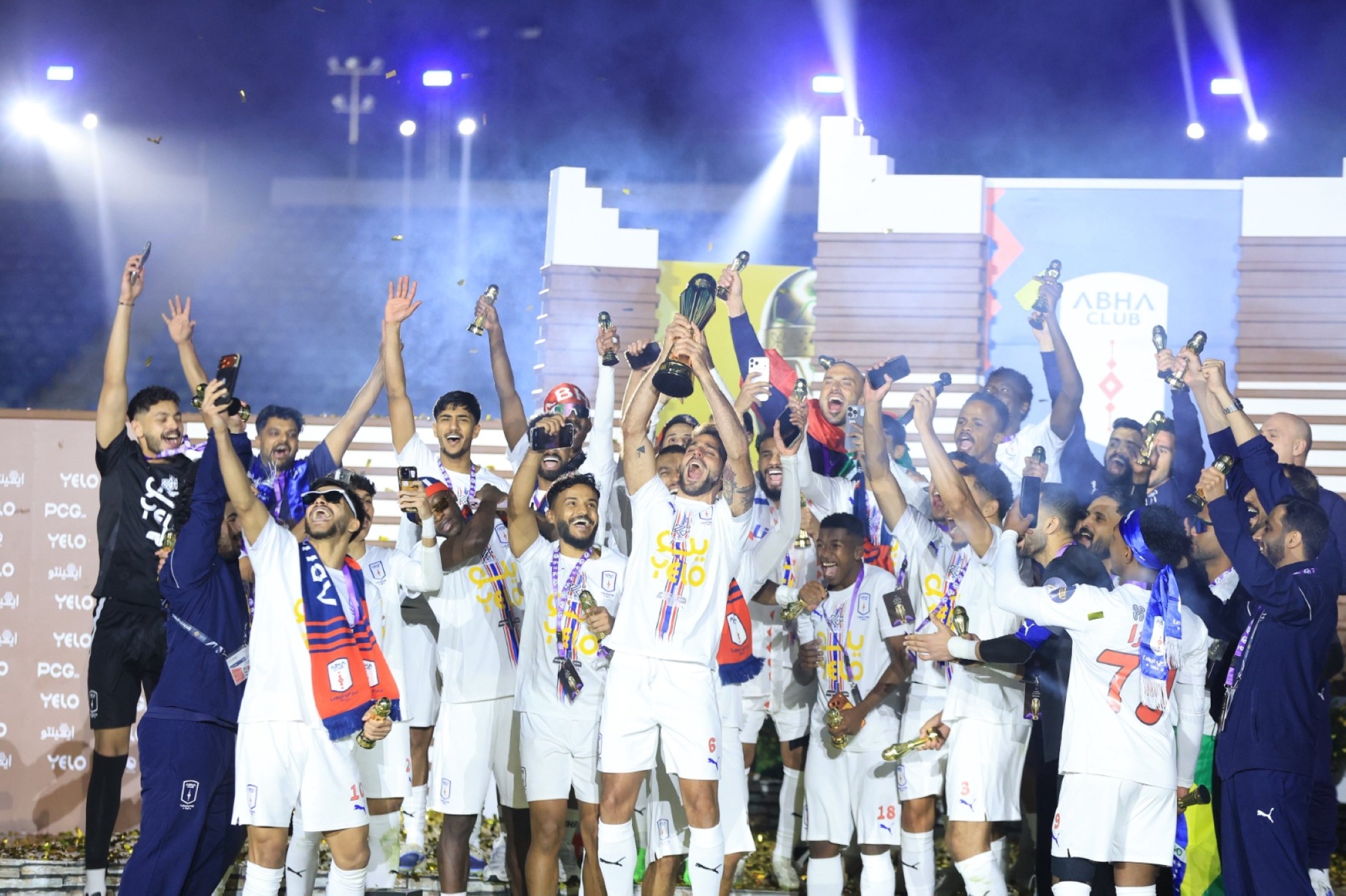 "الاثنين".. أمير عسير يرعى احتفال تتويج أبها بطلًا لدوري يلو
