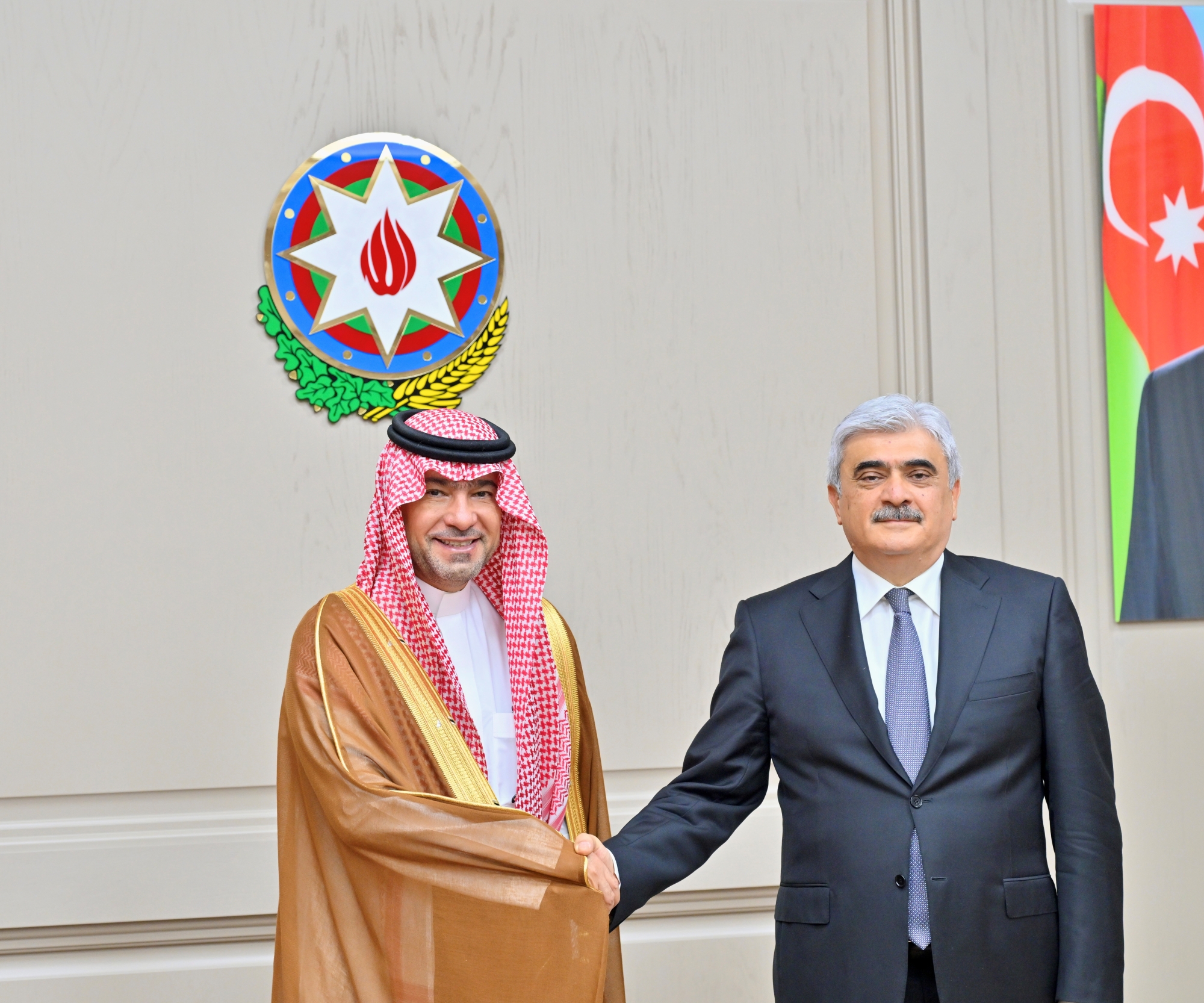 المملكة وأذربيجان تبحثان تعزيز التعاون الحضري والاقتصادي
