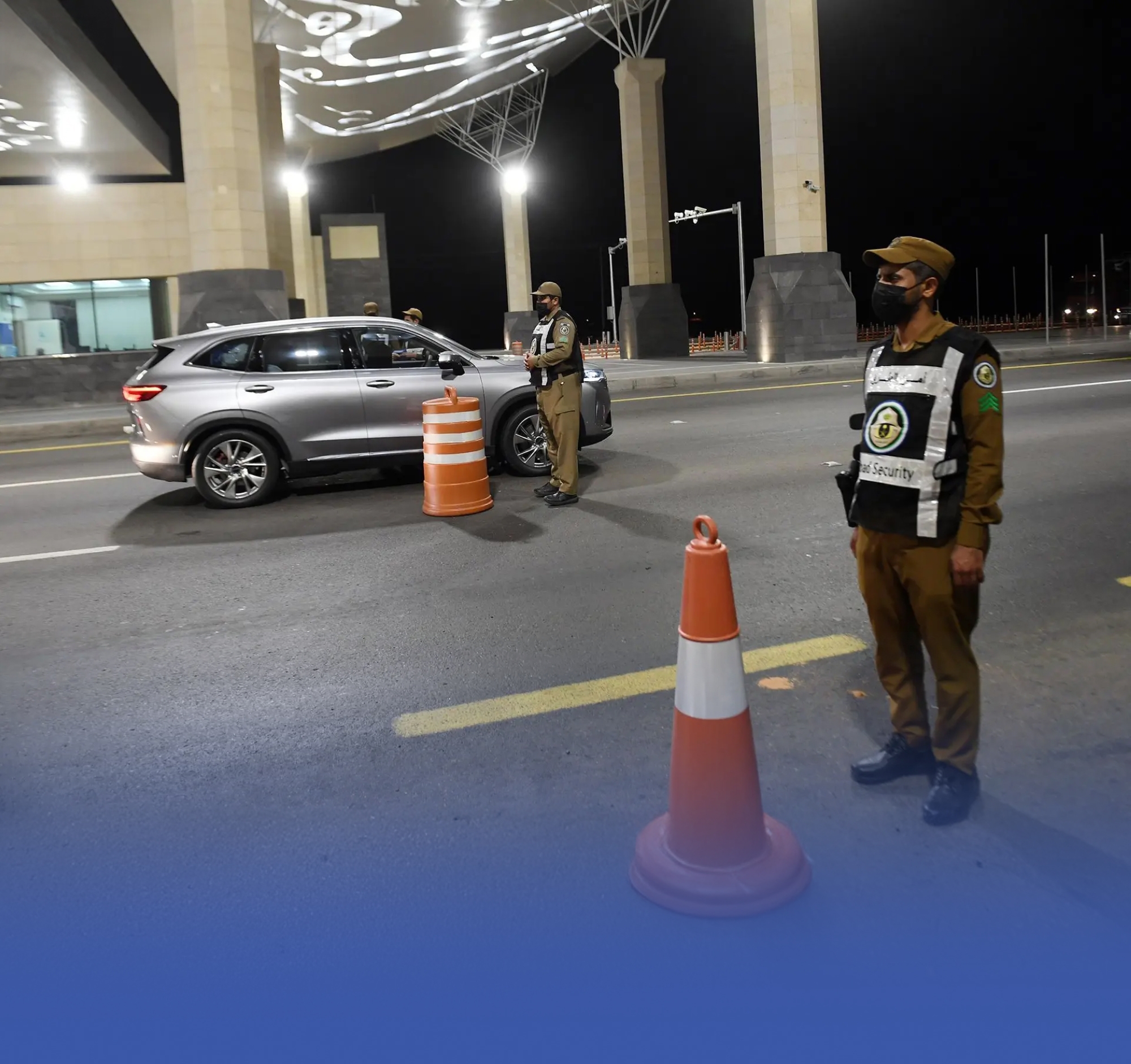 65 ألف مركبة تعبر الطرق المؤدية إلى مكة