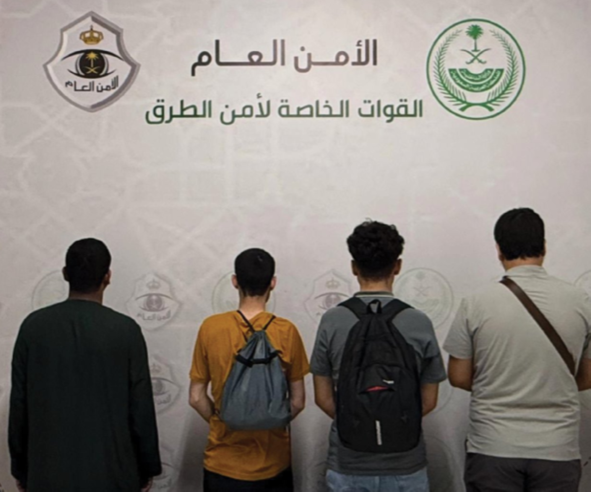 ضبط مواطن نقل 3 وافدين مخالفين لأنظمة الحج