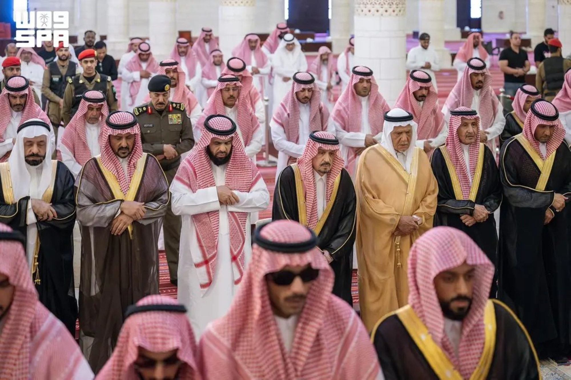 صلاة الميت على الأمير نواف بن نايف بن ممدوح