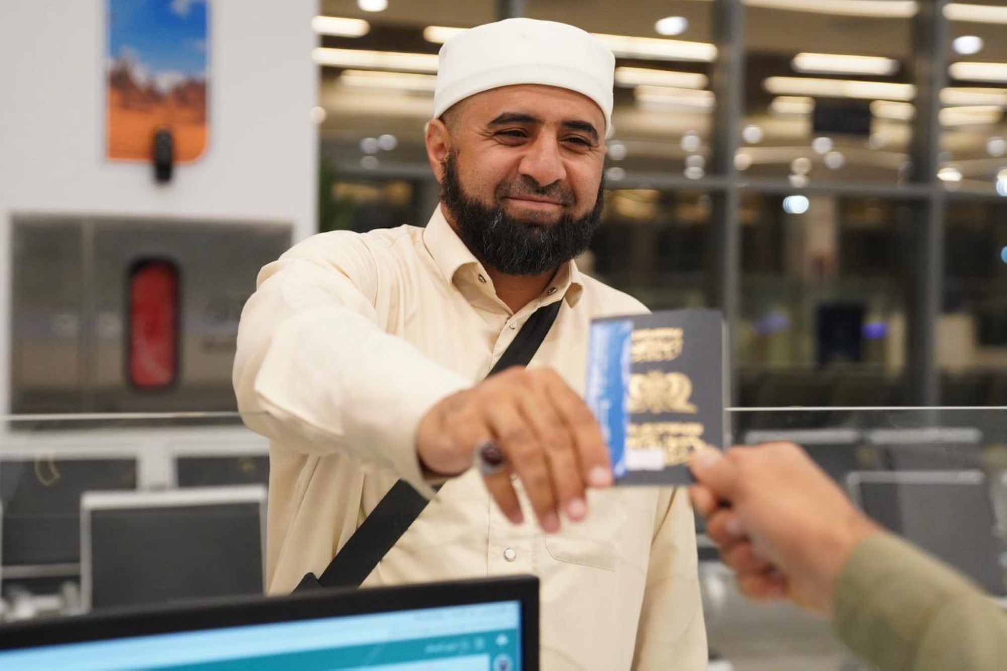 "جوازات الوديعة" تودع حجاج اليمن بعد أداء الفريضة