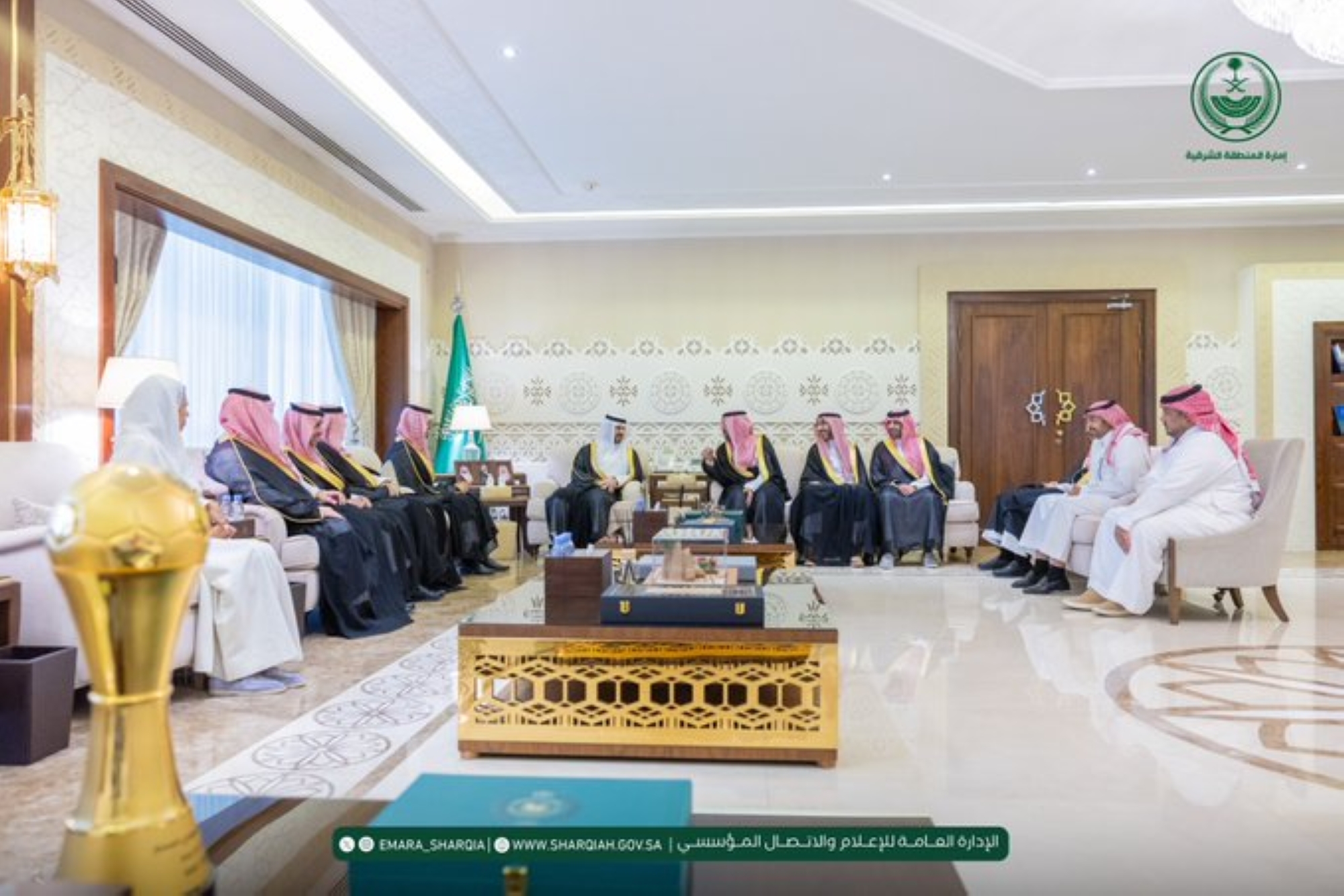 أمير المنطقة الشرقية ونائبه يستقبلان مجلس إدارة القادسية