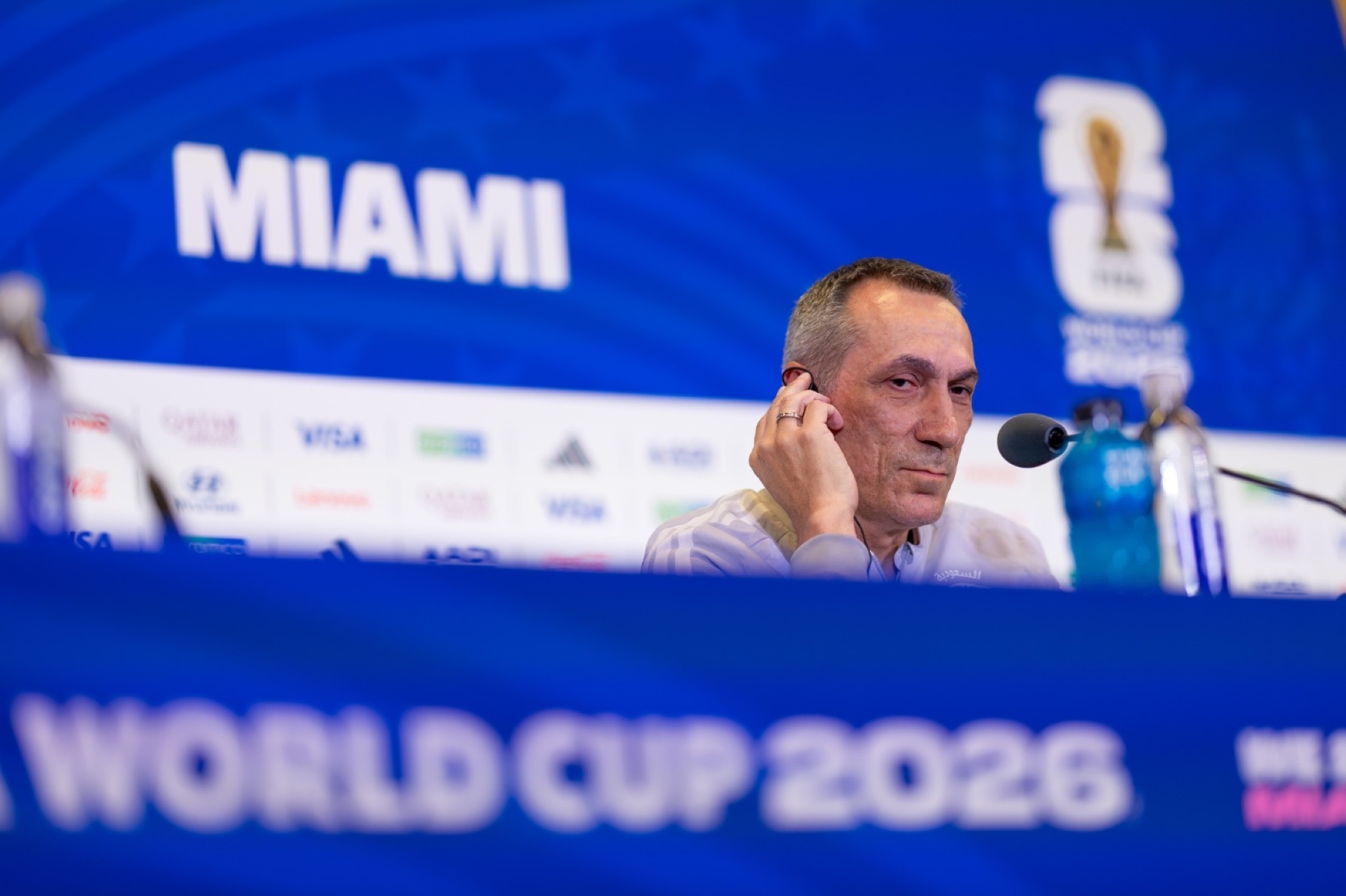 دونيس: الأخضر قادر على الفوز أمام الأوروغواي