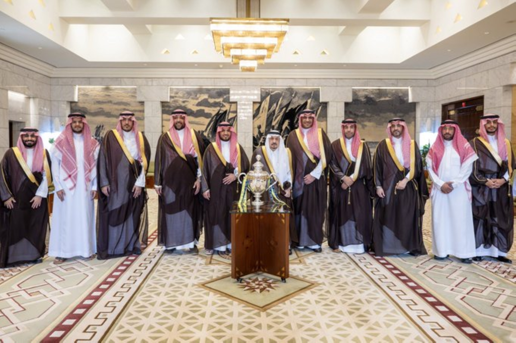 أمير الرياض يستقبل رئيس مجلس إدارة النصر