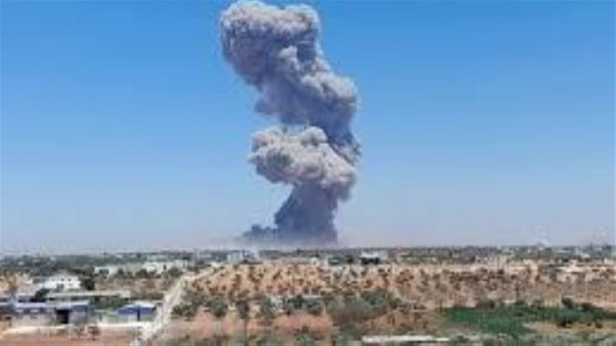 سماع دوي انفجارات قرب مضيق هرمز