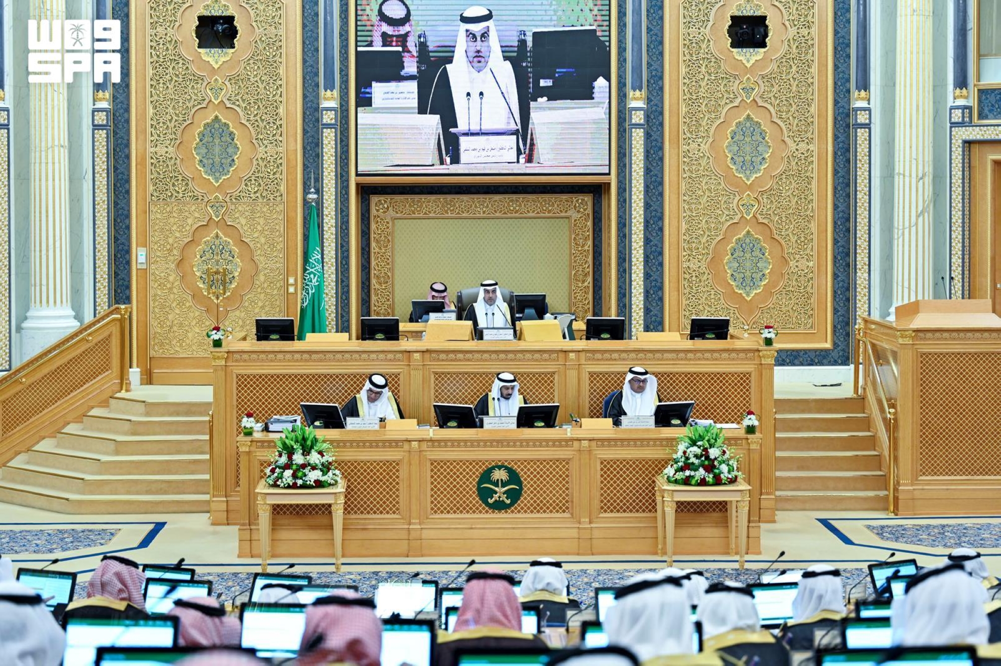 مُطالبة شورية بمعالجة ارتفاع شكاوى الخطوط الجوية