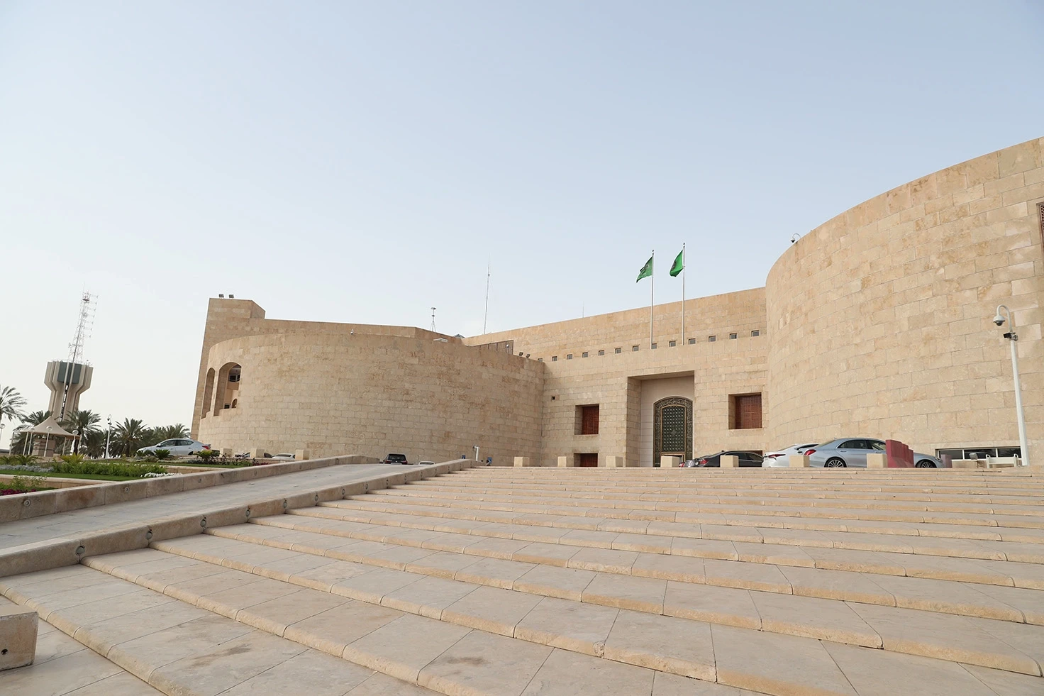 عبرت السعودية عن صادق مواساتها لذوي المصابين ولحكومة وشعب سوريا