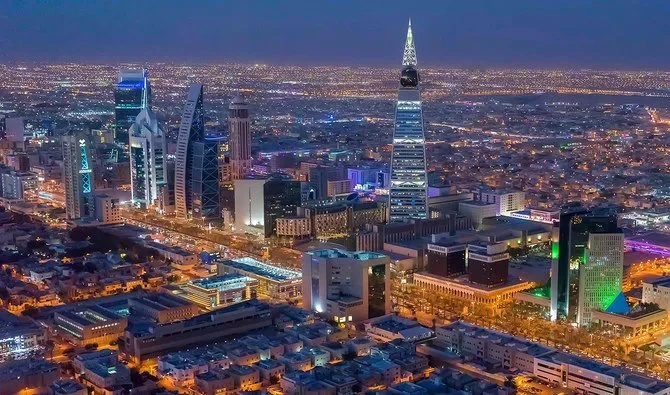 "الشؤون الاقتصادية" يستعرض أداء ميزانية الربع الثاني وتطورات الاقتصاد العالمي