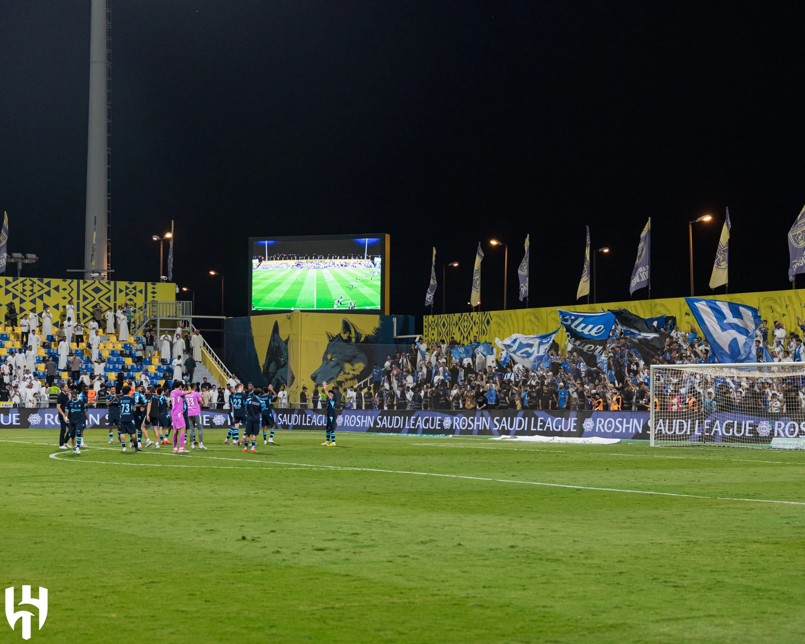 اتحاد الكرة ورابطة الدوري يستنكران إساءات جماهير التعاون في واقعة نيفيز