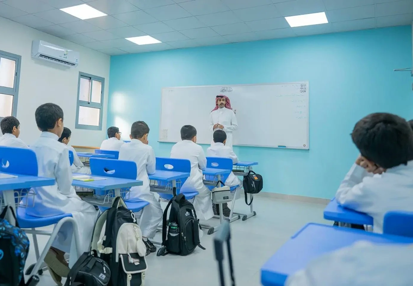 "ترشيد" ترفع كفاءة الطاقة في 17 ألف مدرسة