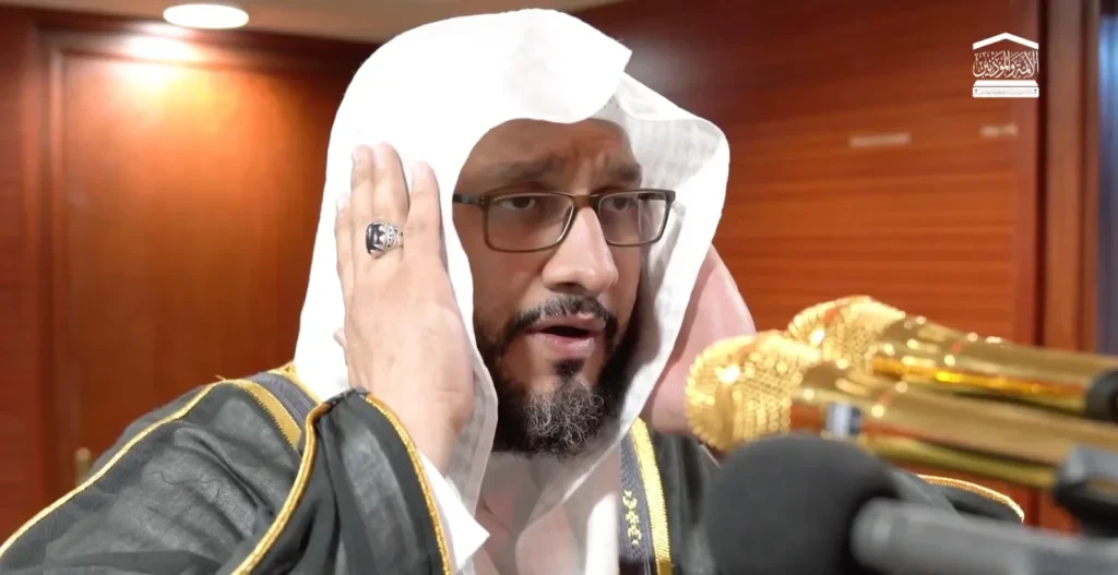 وفاة صوت الحرم الشيخ إبراهيم المدني عن 51 عاما