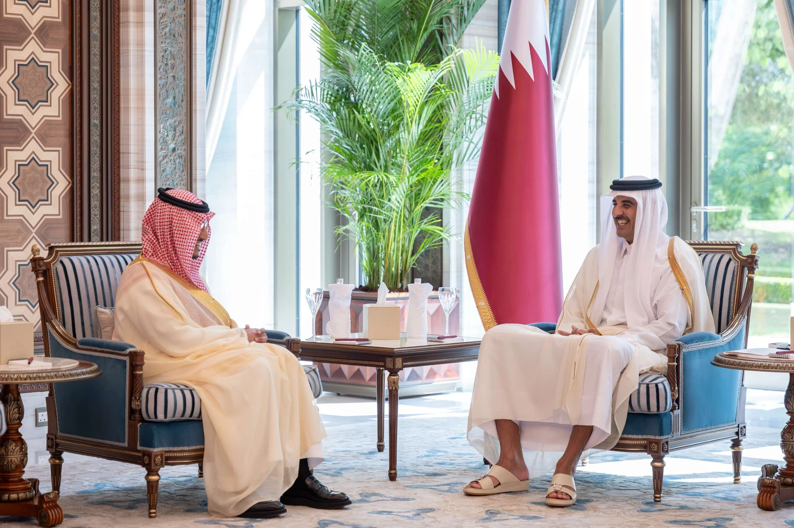 الملك يدعو أمير قطر للمشاركة في القمة الخليجية - الأوروبية الثانية