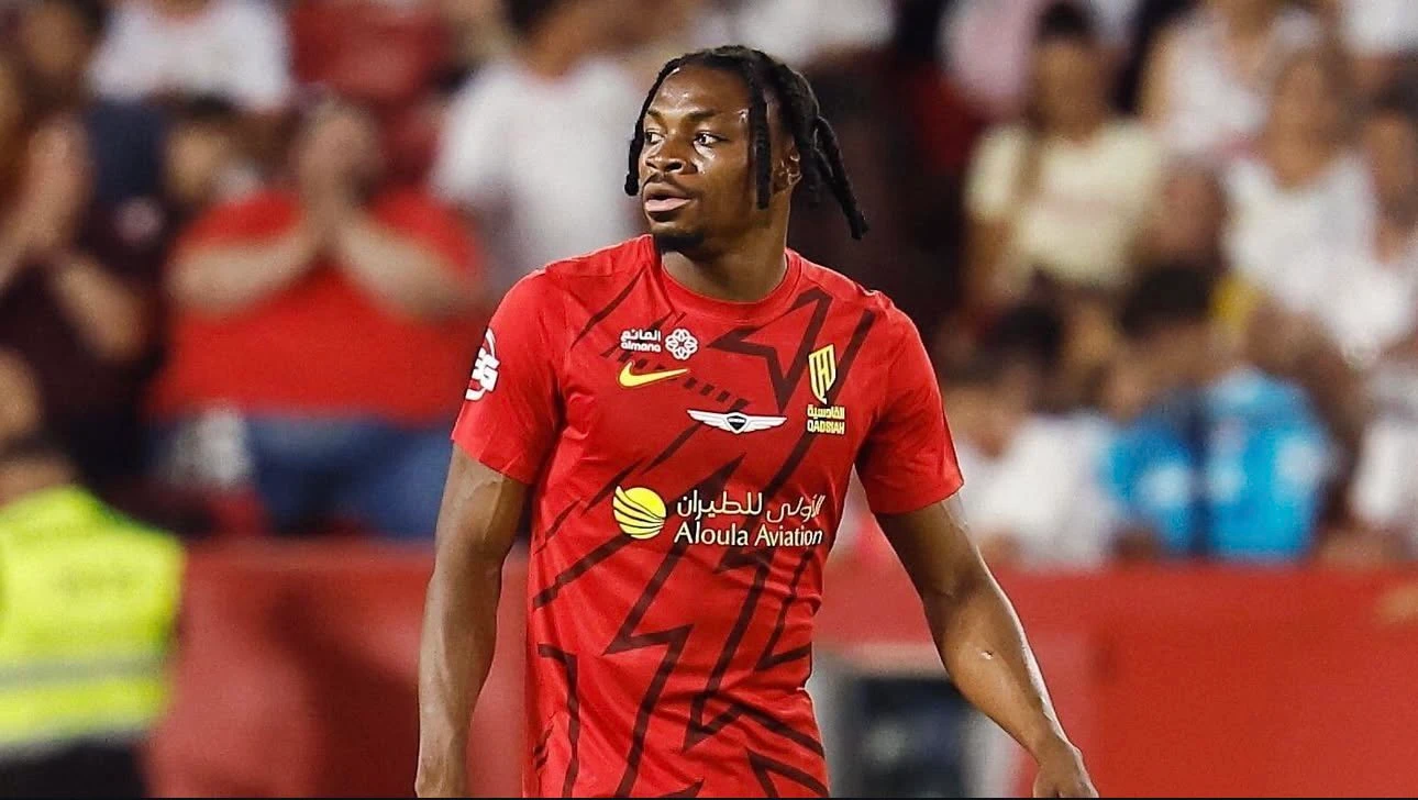 القادسية يعلن انتقال جيري أفري إلى جينك البلجيكي