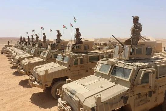 الأردن: اعتراض 4 صواريخ إيرانية وسقوط 2 بمناطق نائية