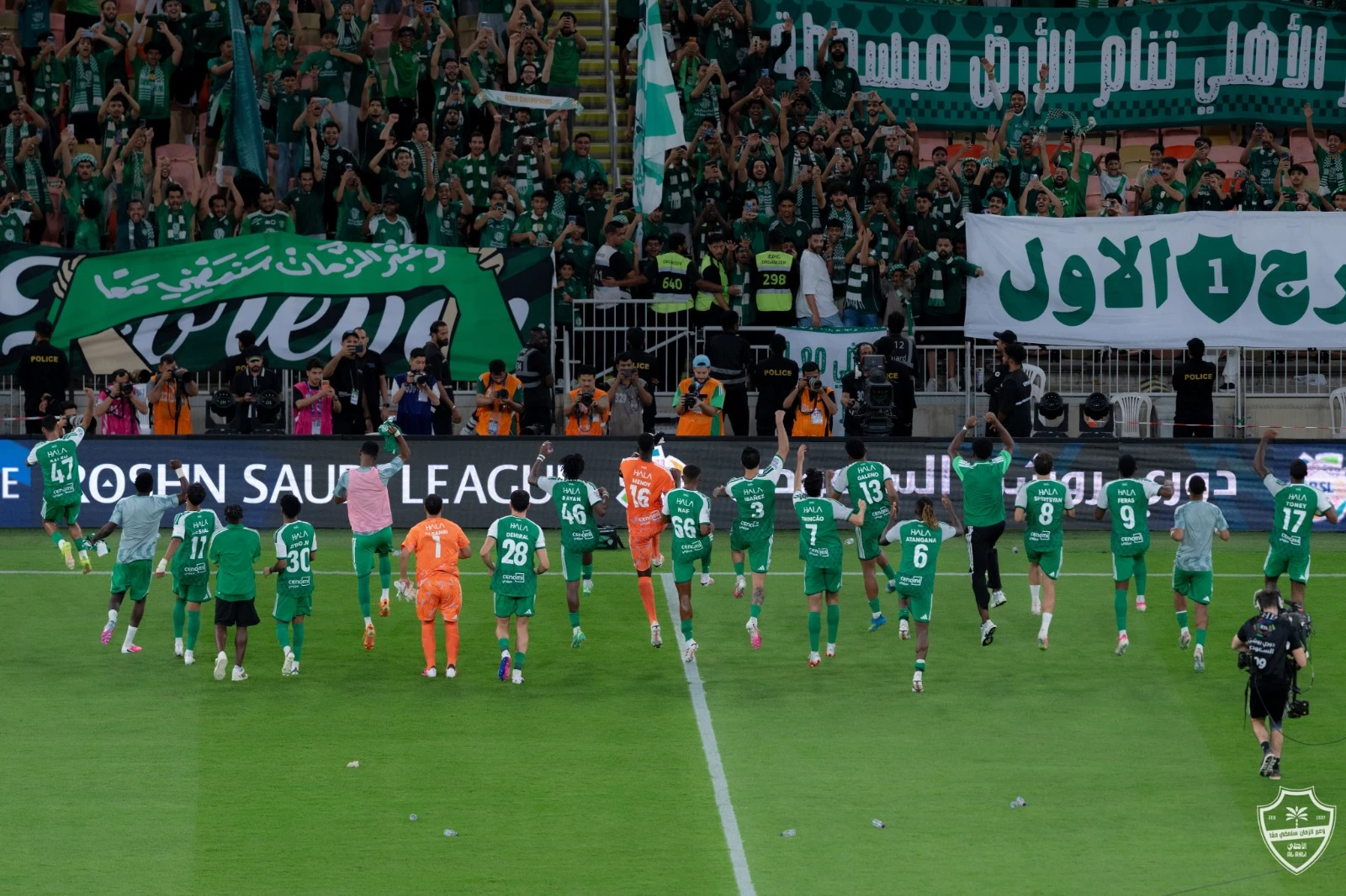 بحضور 20,784 مشجعًا.. جماهير الأهلي تزين المدرجات  