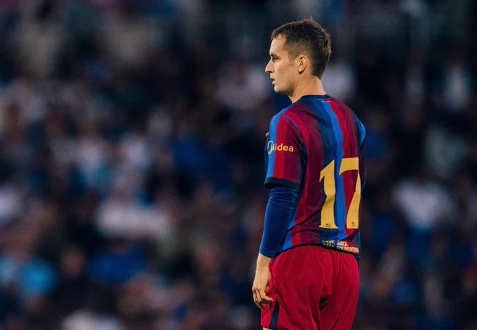 كاسادو على أعتاب الرحيل عن برشلونة.. وموقف الهلال يتضح