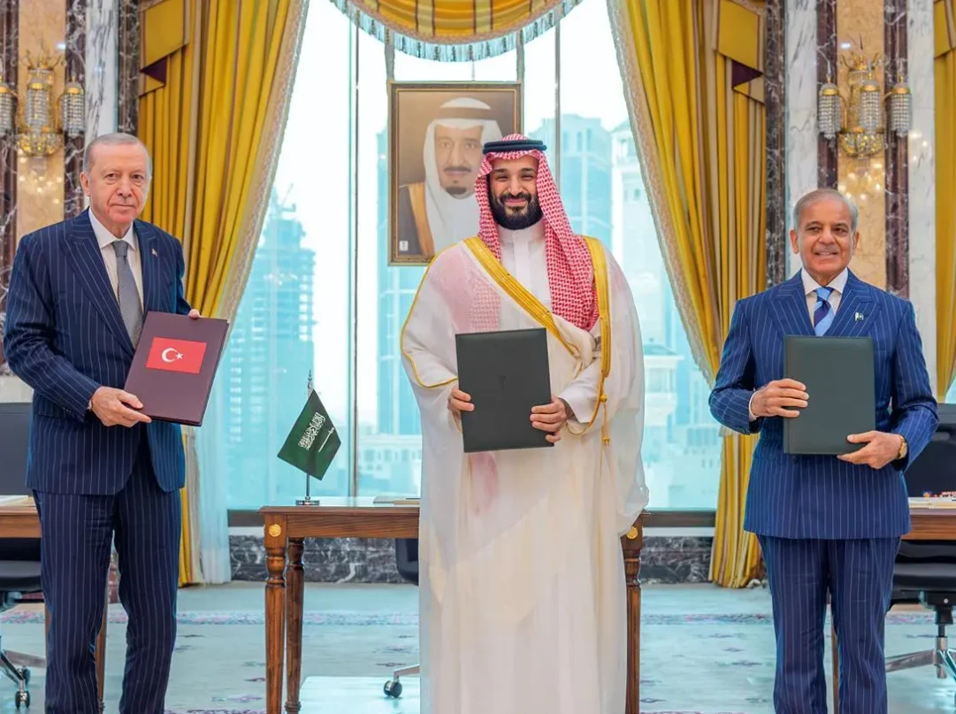 استراتيجية الدفاع السعودية من الحليف الواحد إلى التوازنات المتعددة